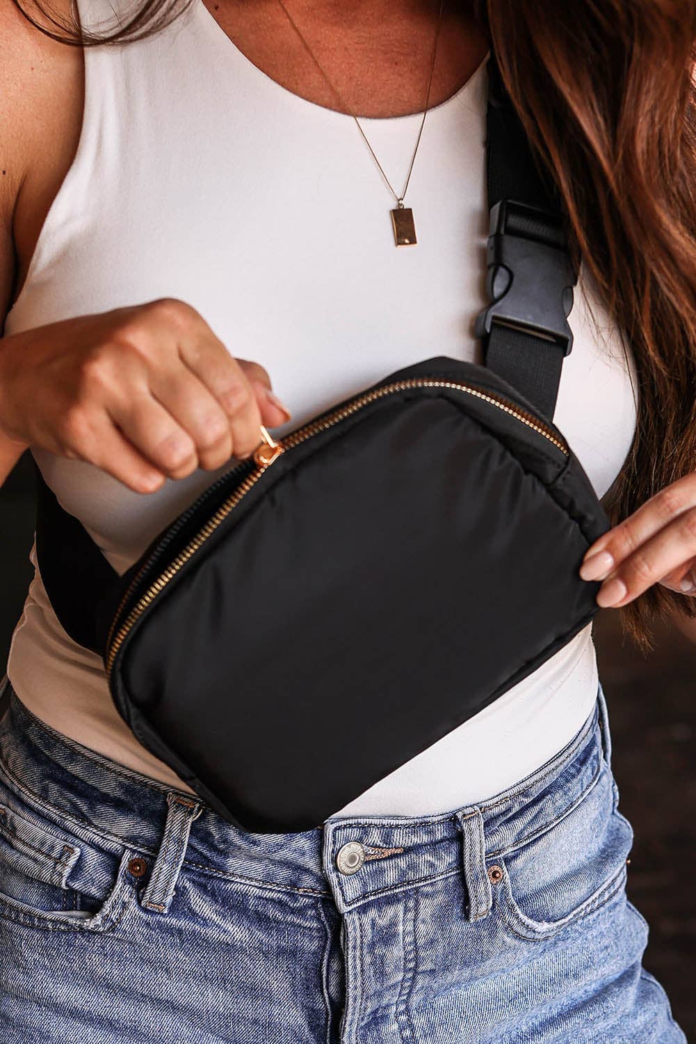 Casual Waterproof Zipped Crossbody Chest Bag