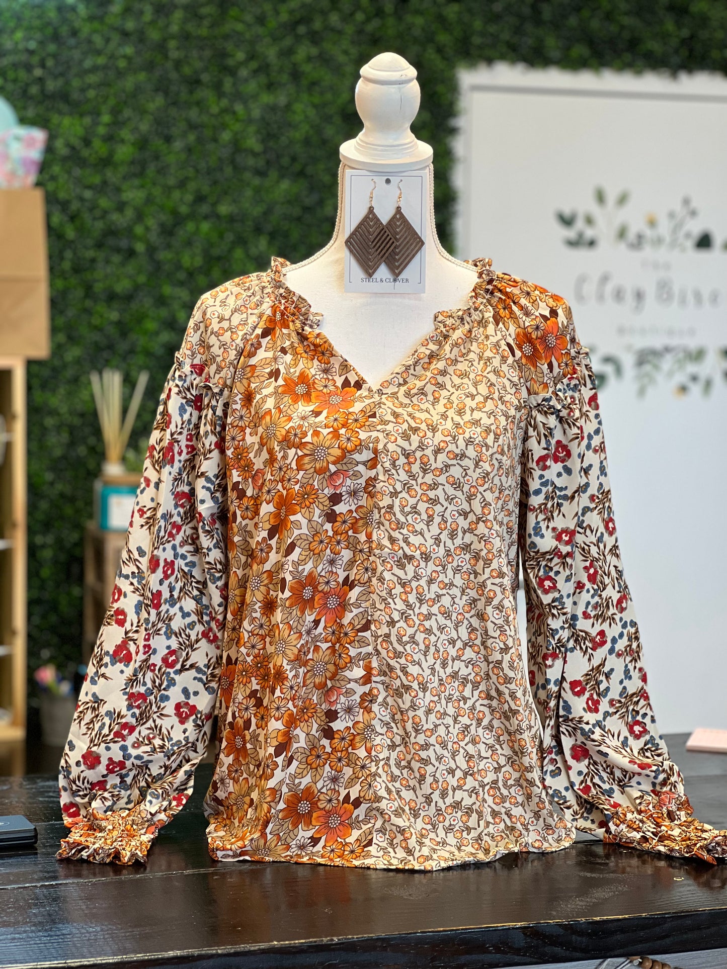 The Amilee Top (S-3X)(2 Colors)