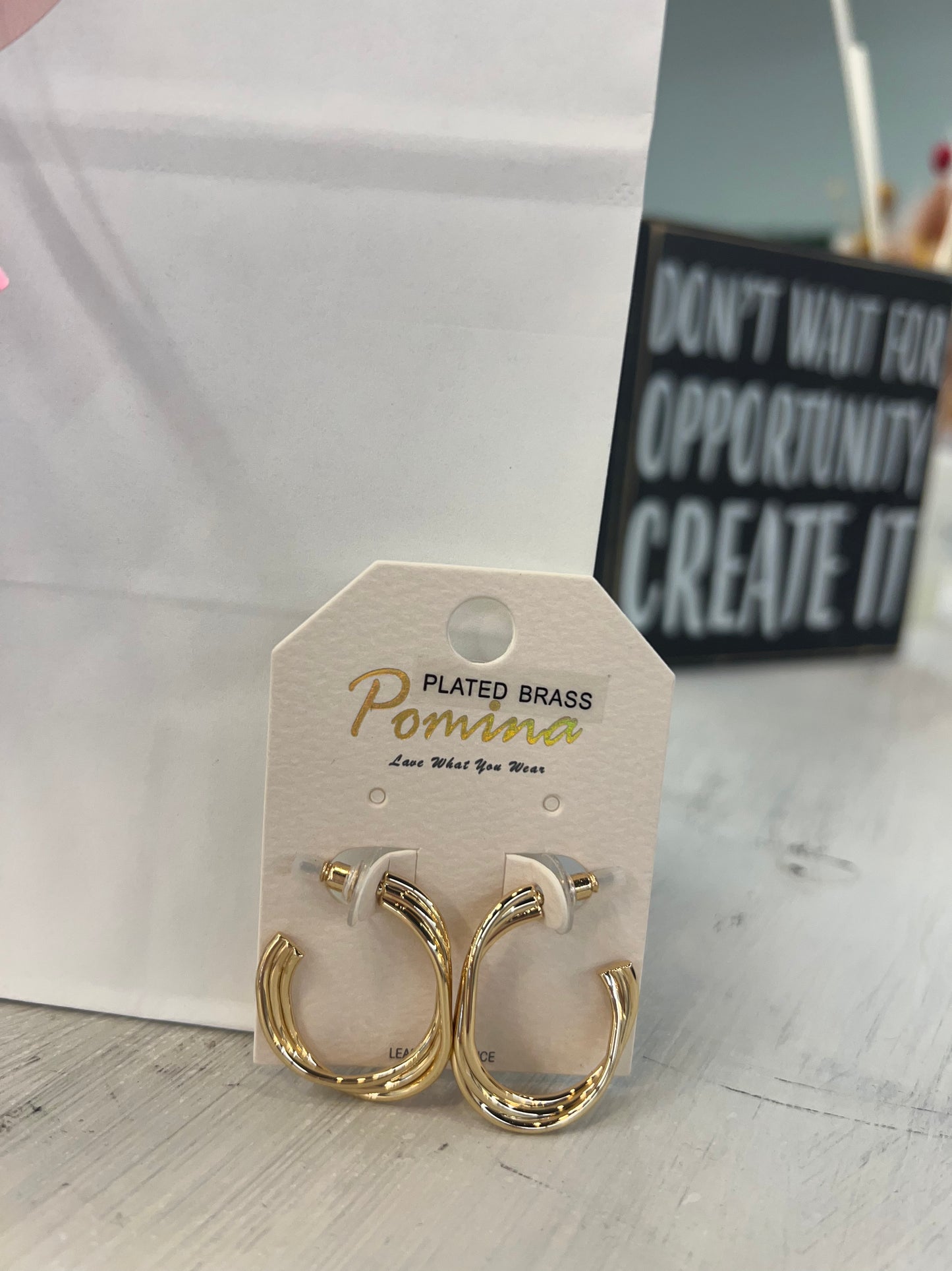 The Joni Hoop Earrings (Gold)