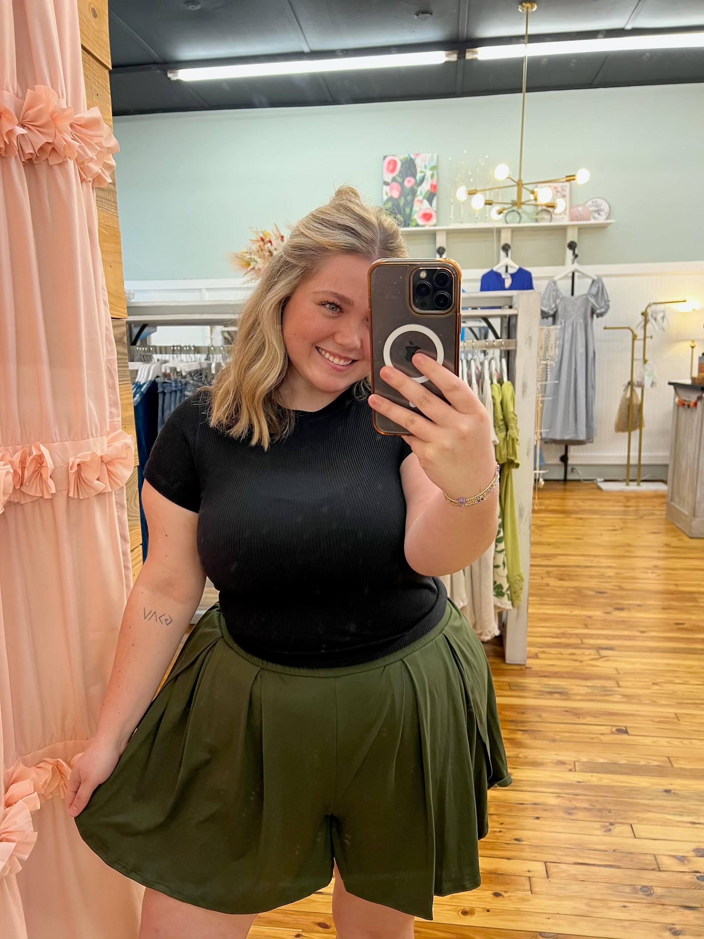 SALE! ELASTICIZED WAIST BAND LINING SHORTS (PLUS)