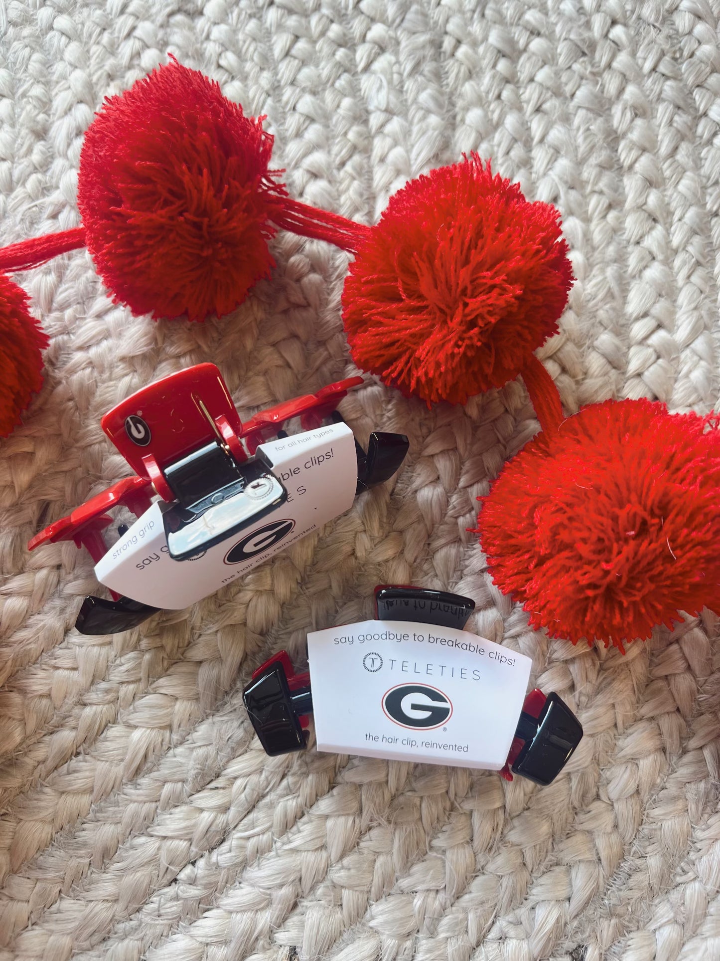 TELETIES University of Georgia LARGE Hair Clip