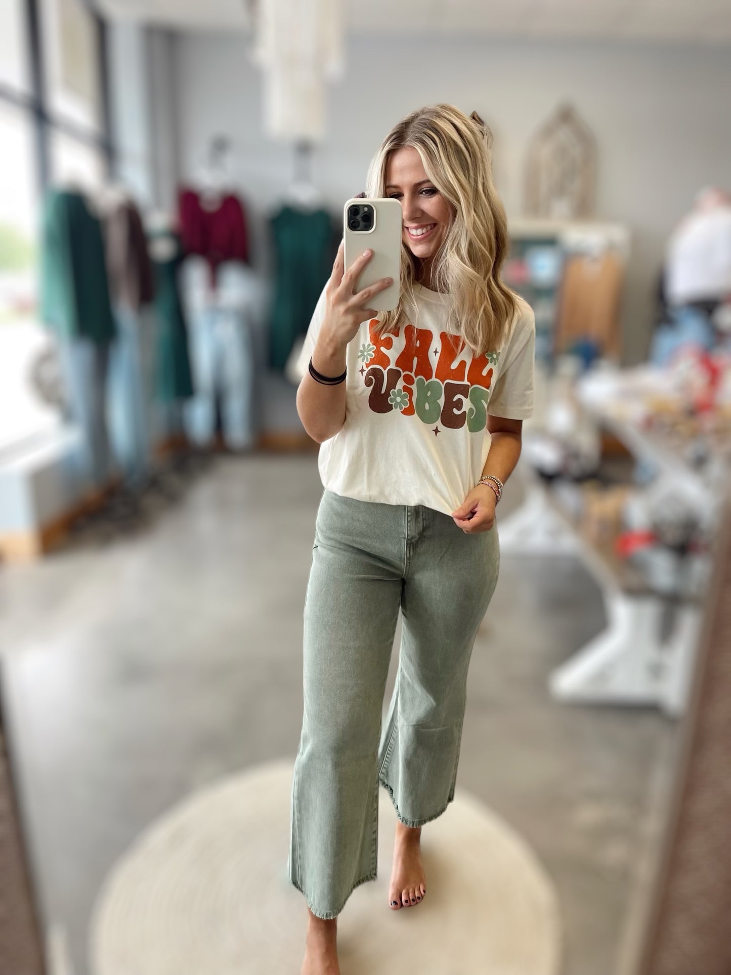 Vintage Fall Vibes Graphic Tee (S-XL)