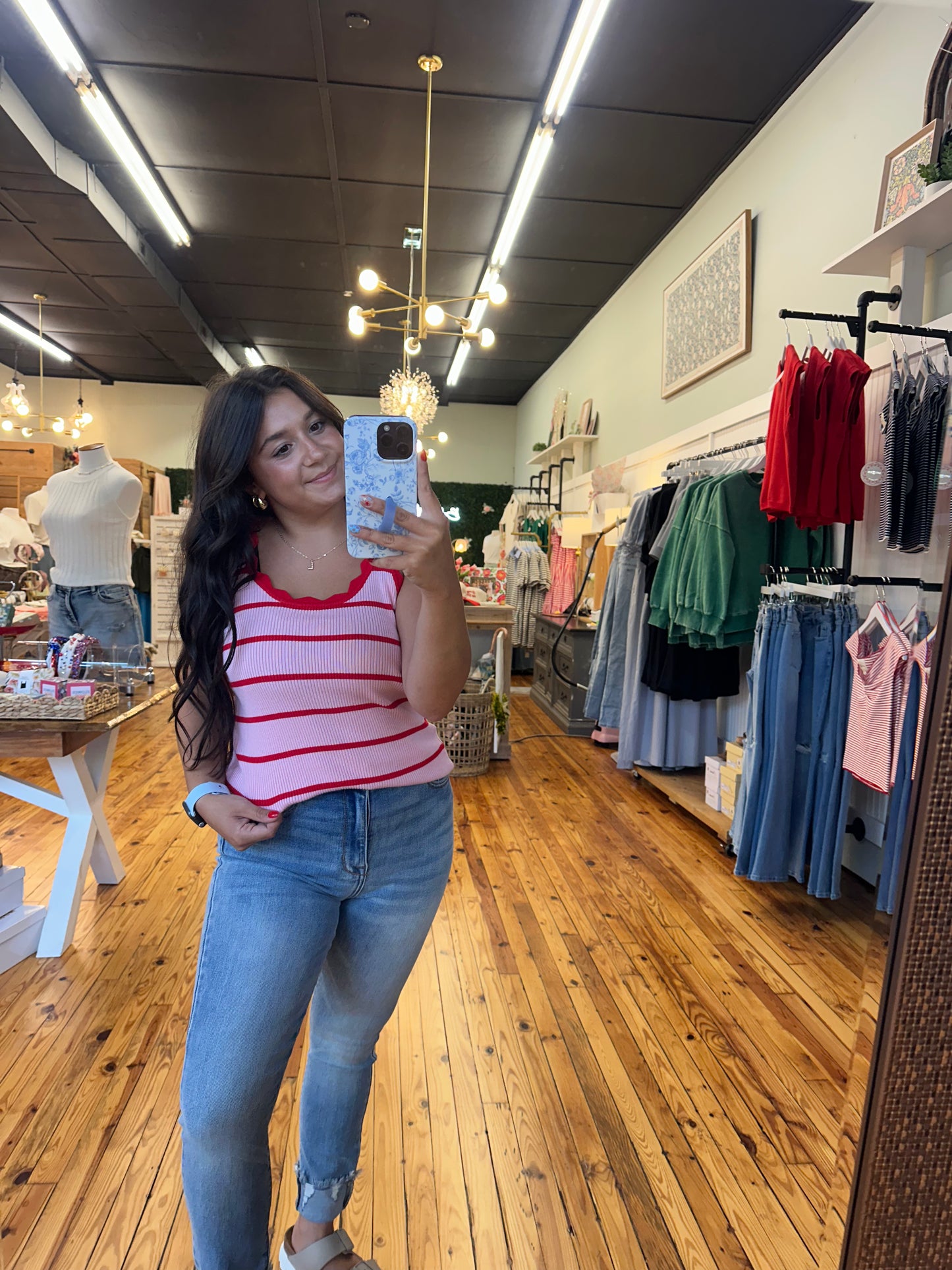 The Sweet Scallop Top (S-XL)