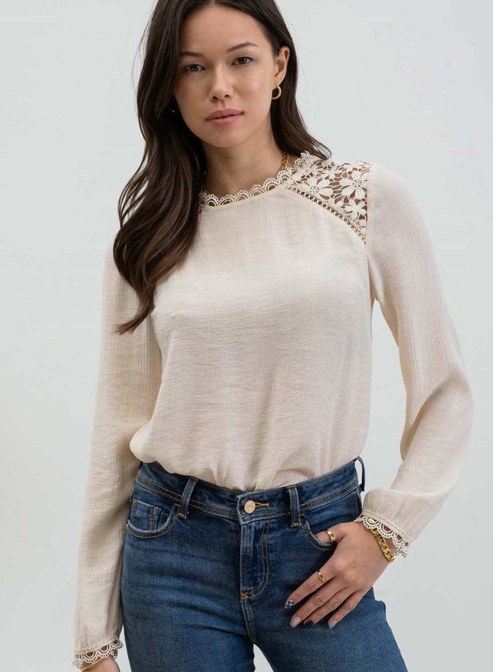 The Lillie Lace Top (S-L)(2 Colors)