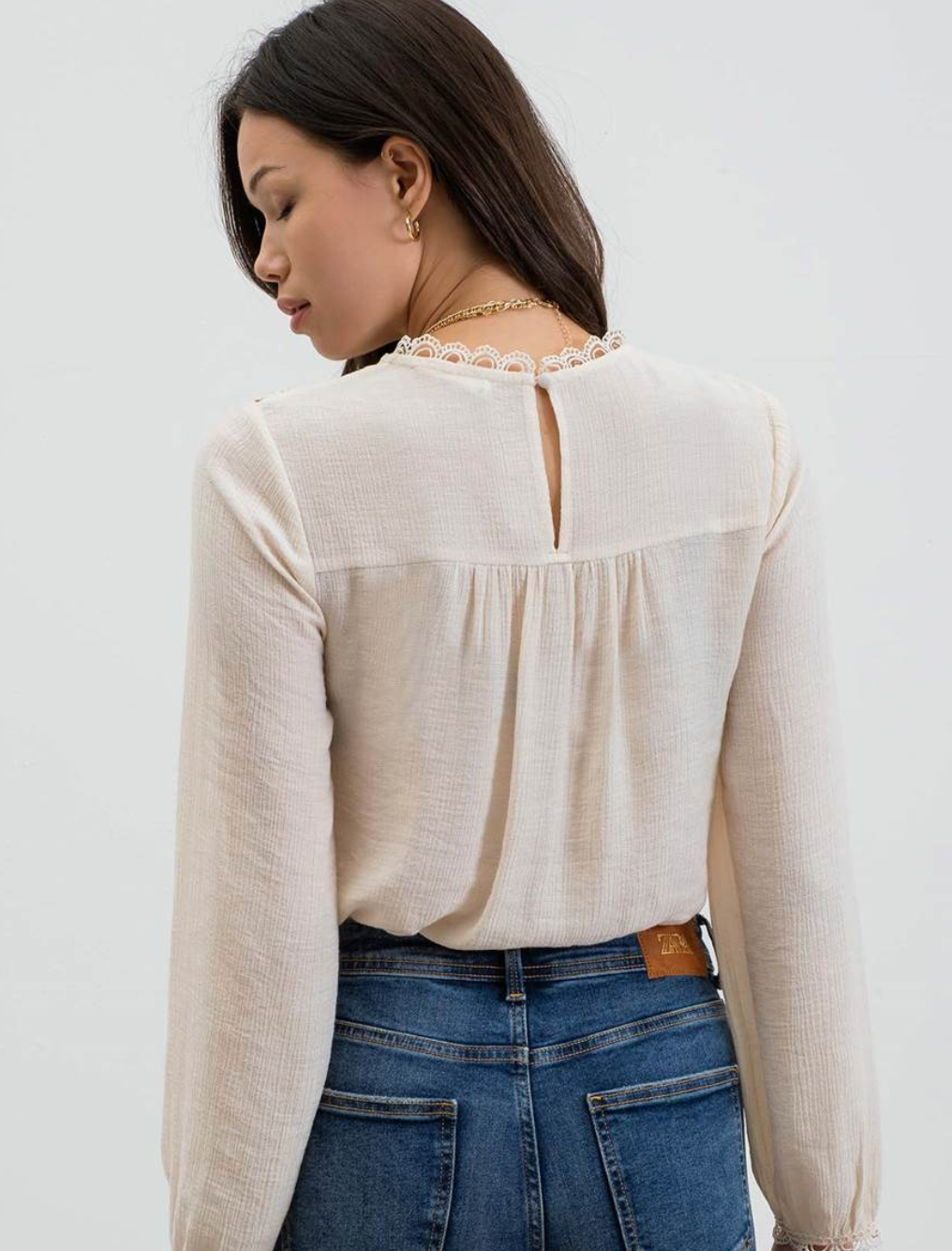 The Lillie Lace Top (S-L)(2 Colors)
