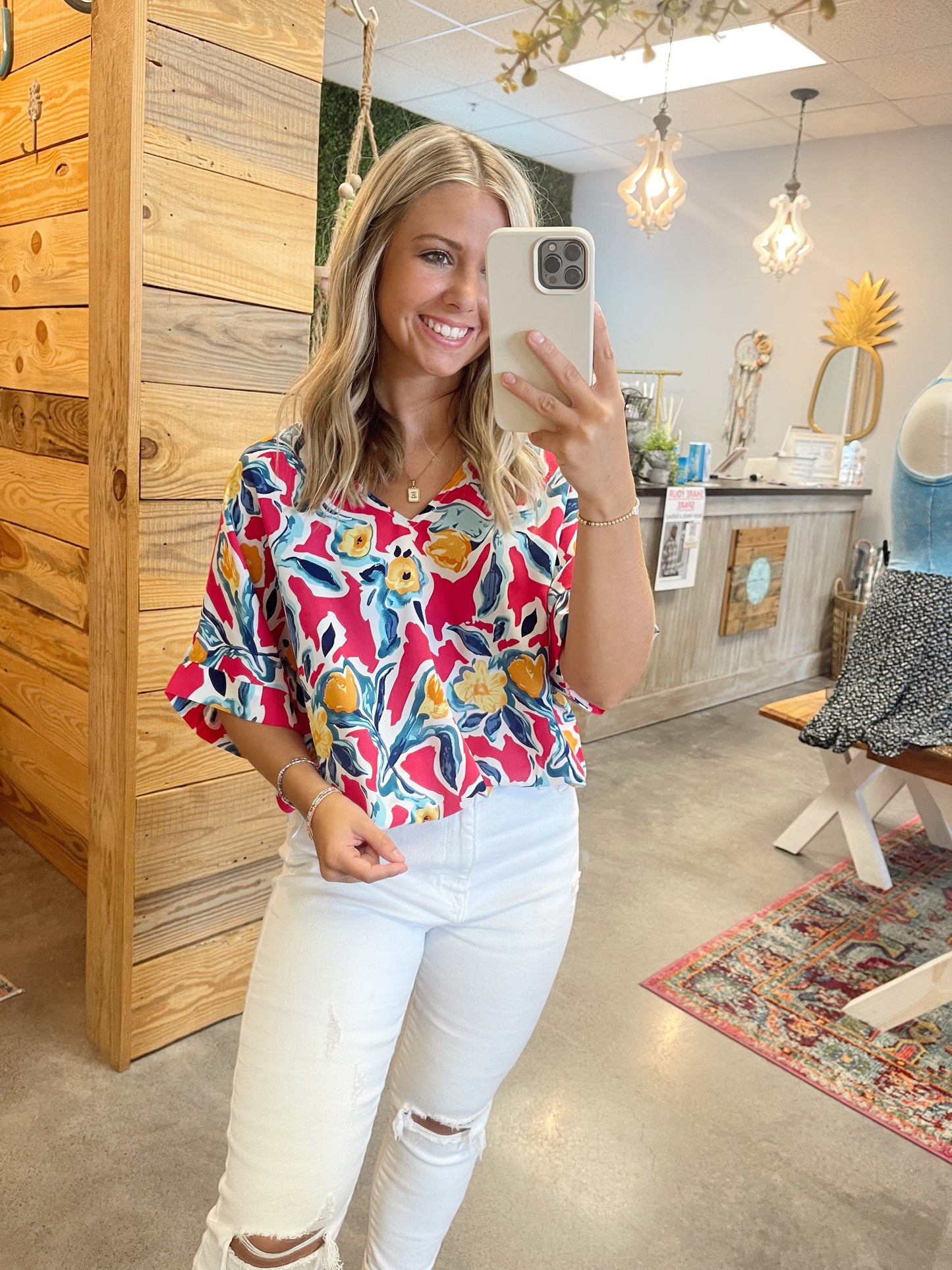 The Samantha Floral Vneck Top (2 Colors)(S-L)