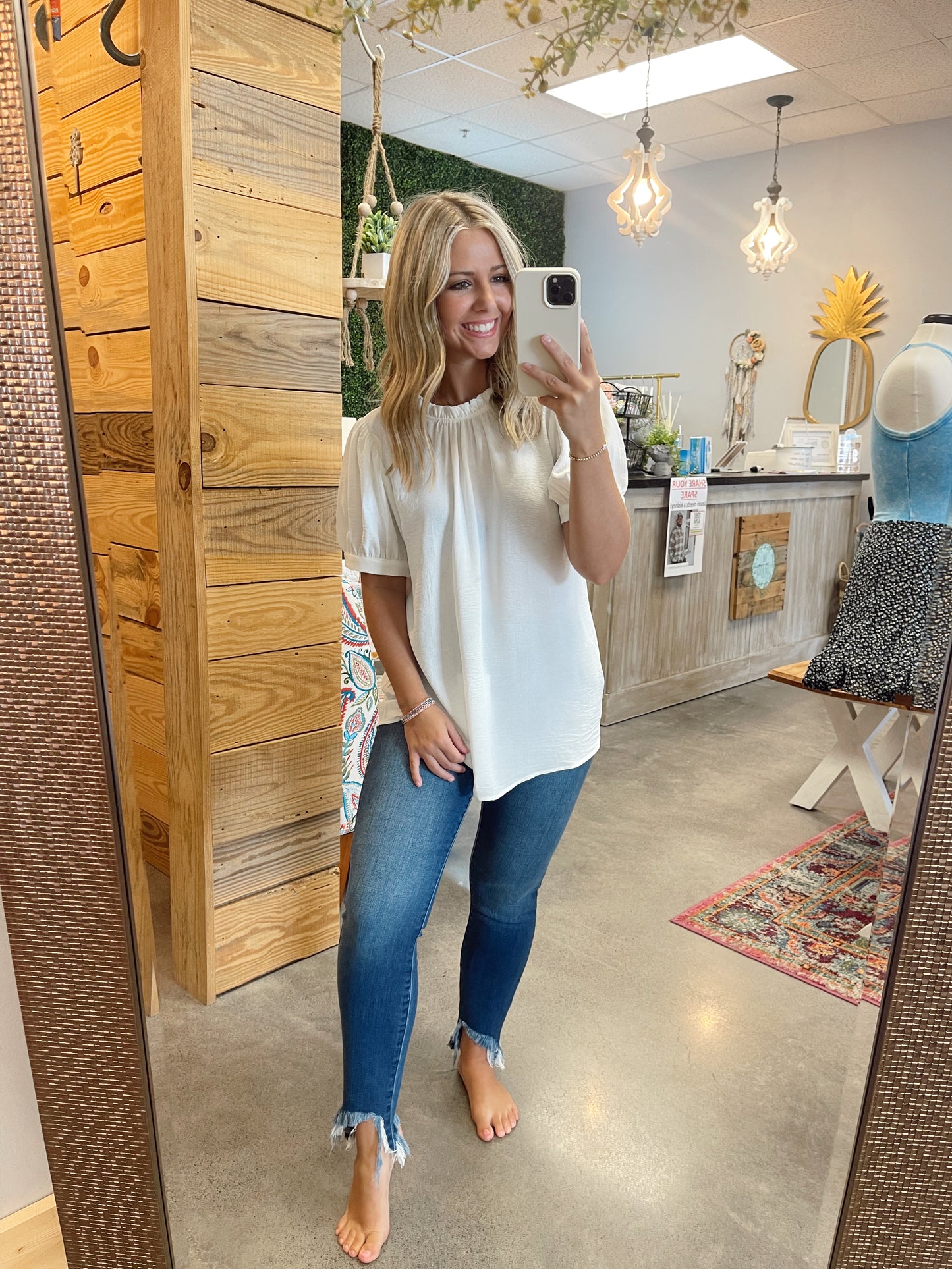 The Wendi White Top (S-L)
