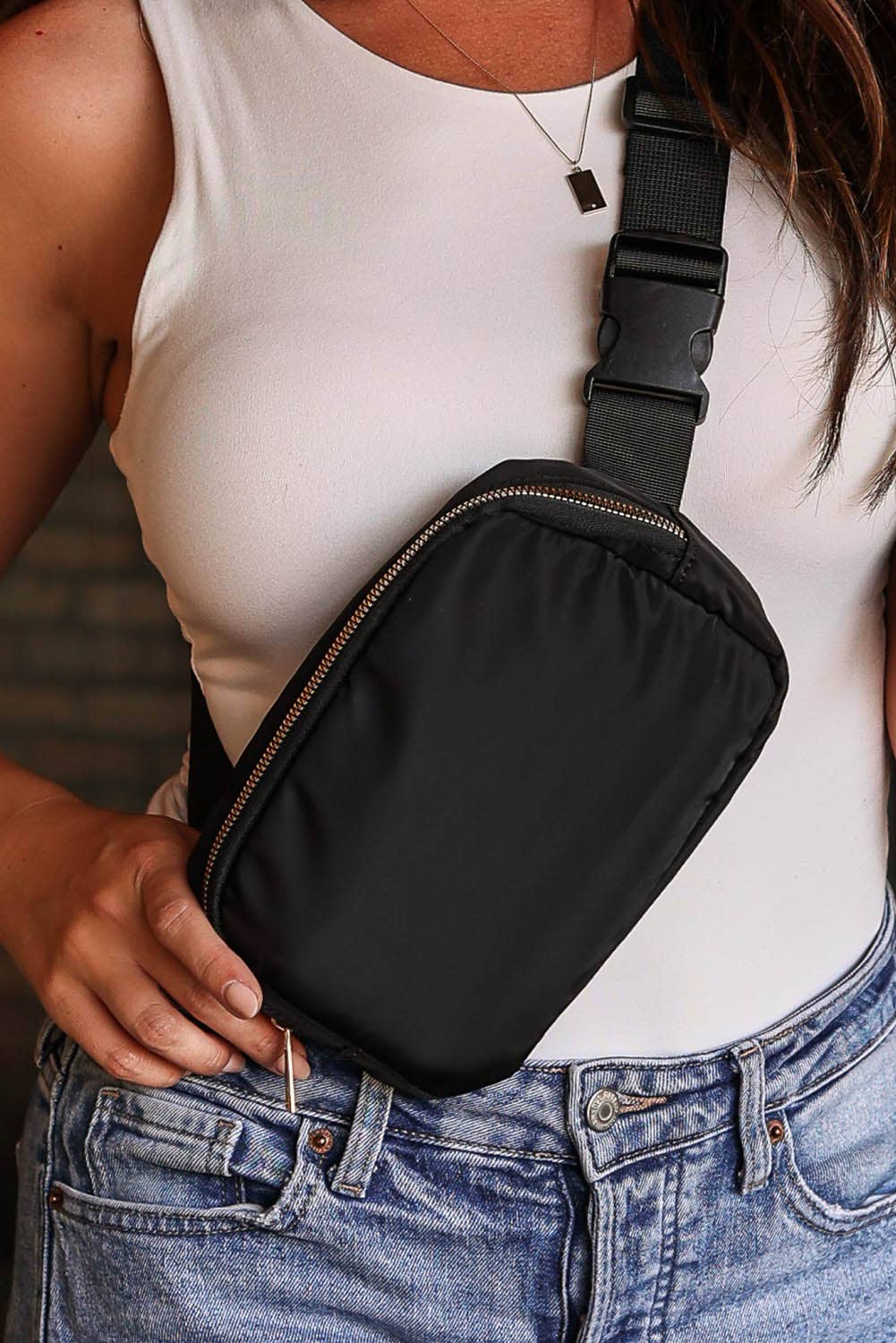 Casual Waterproof Zipped Crossbody Chest Bag