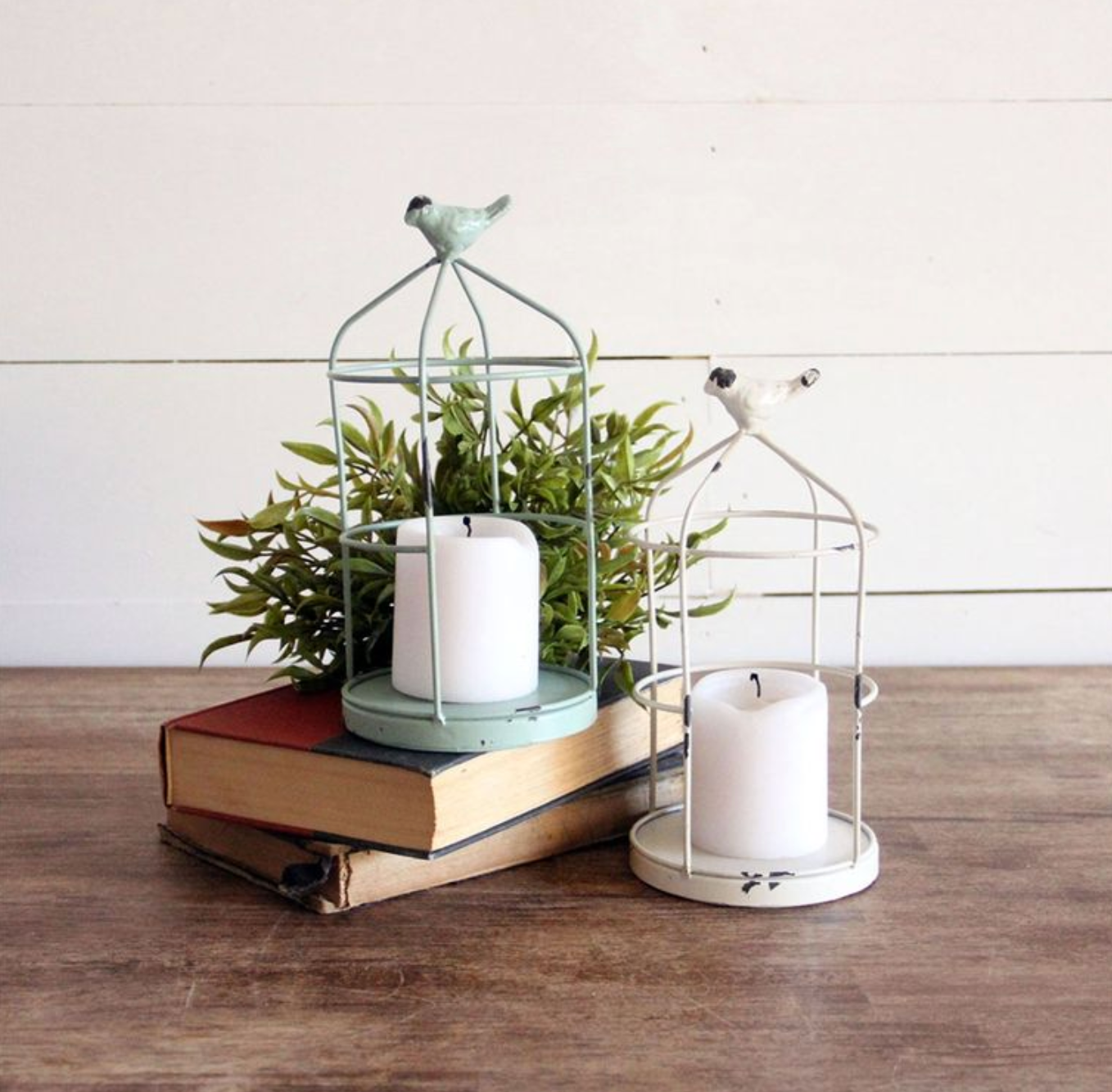 Candle Holders With Bird (2 Colors)