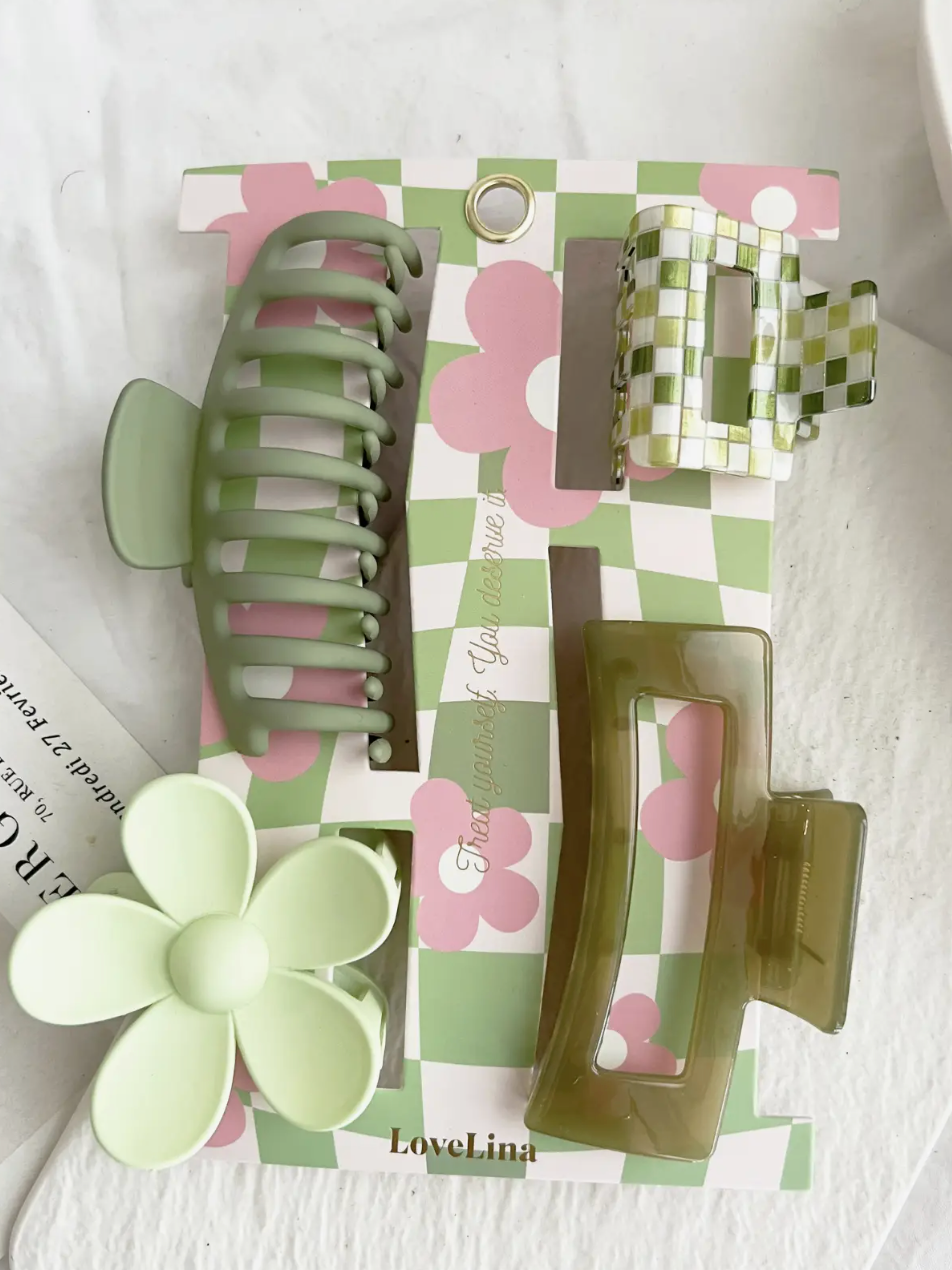 4-Pack Assorted Hair Clips (3 Colors)