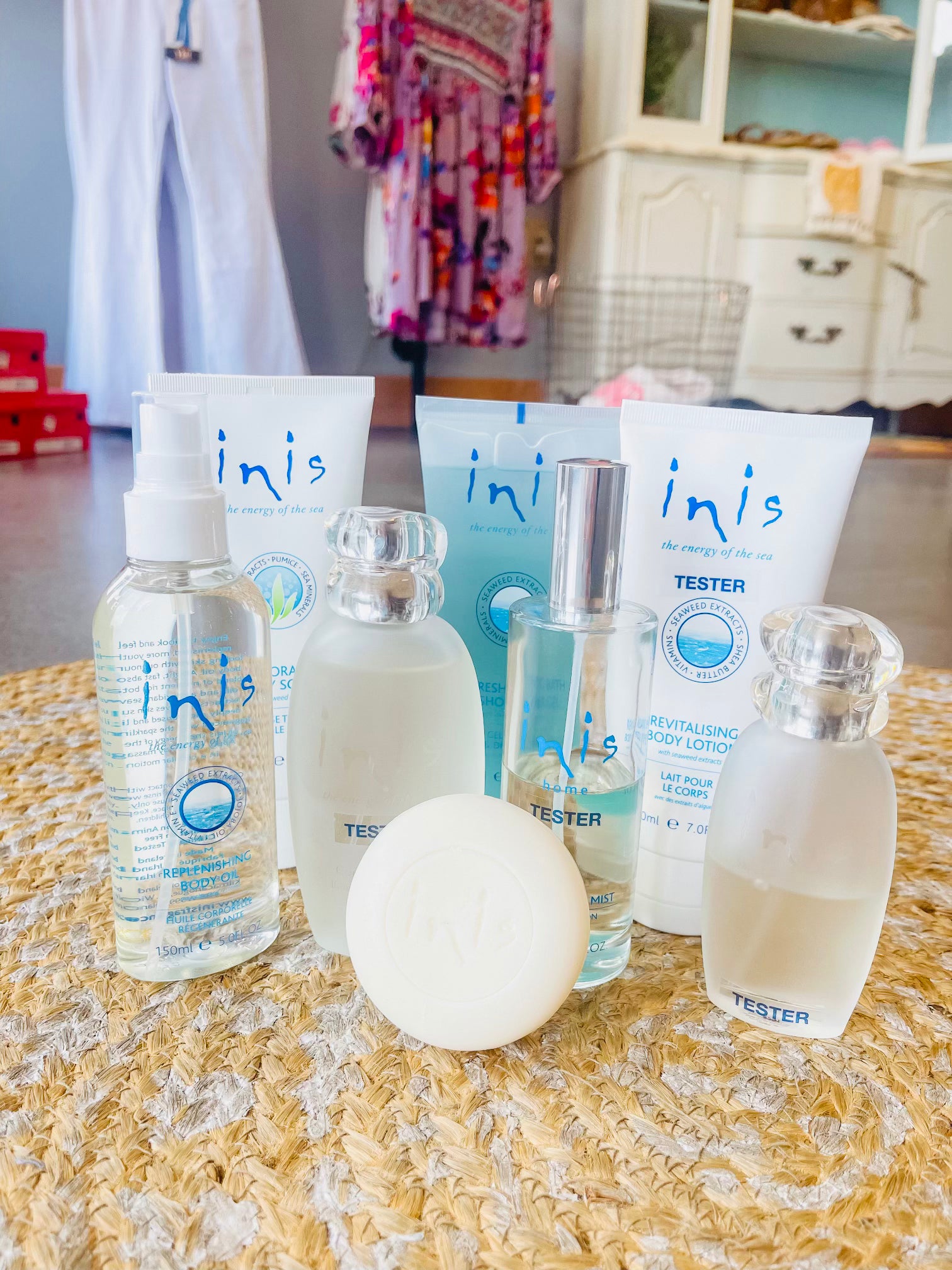 INIS