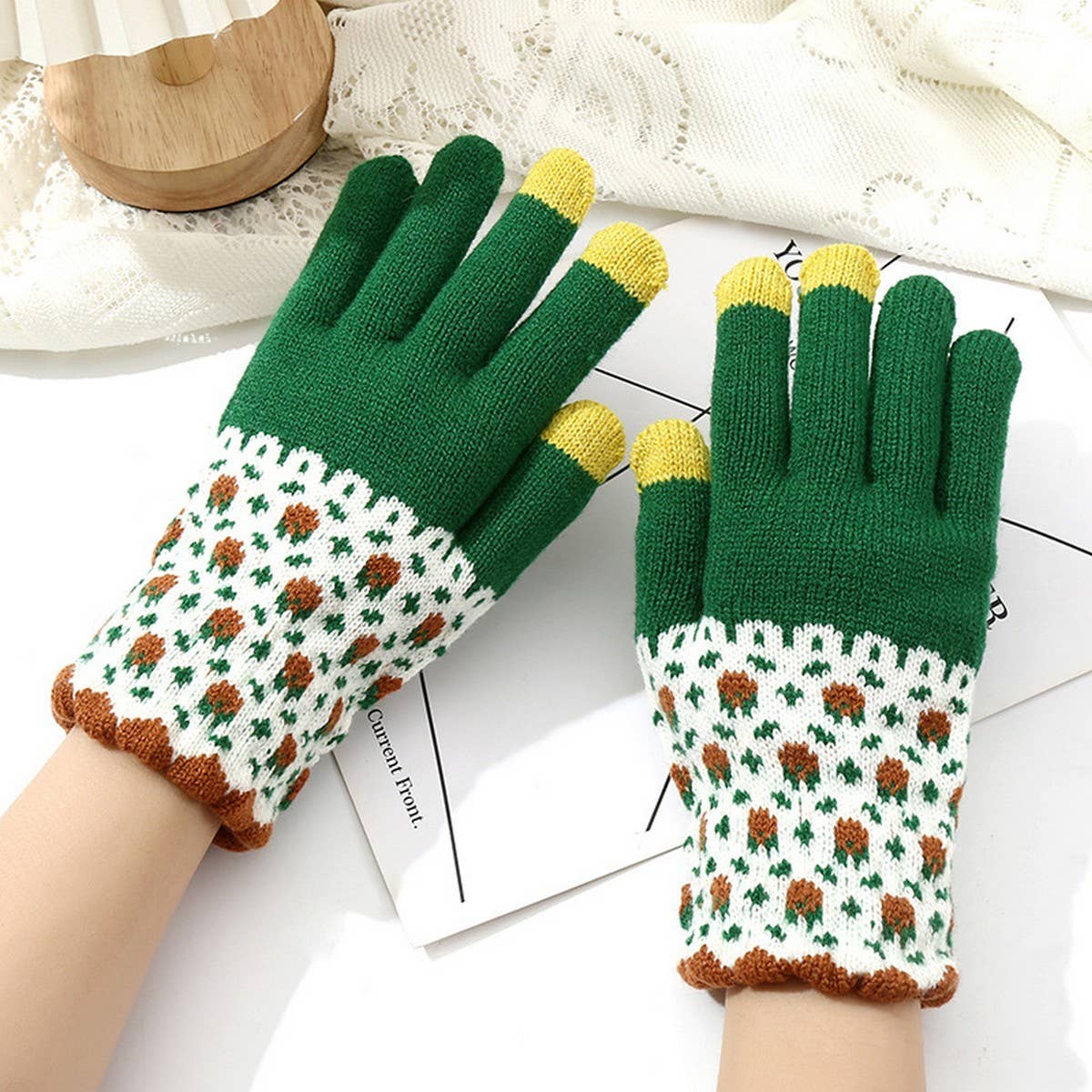 Floral Knit Gloves