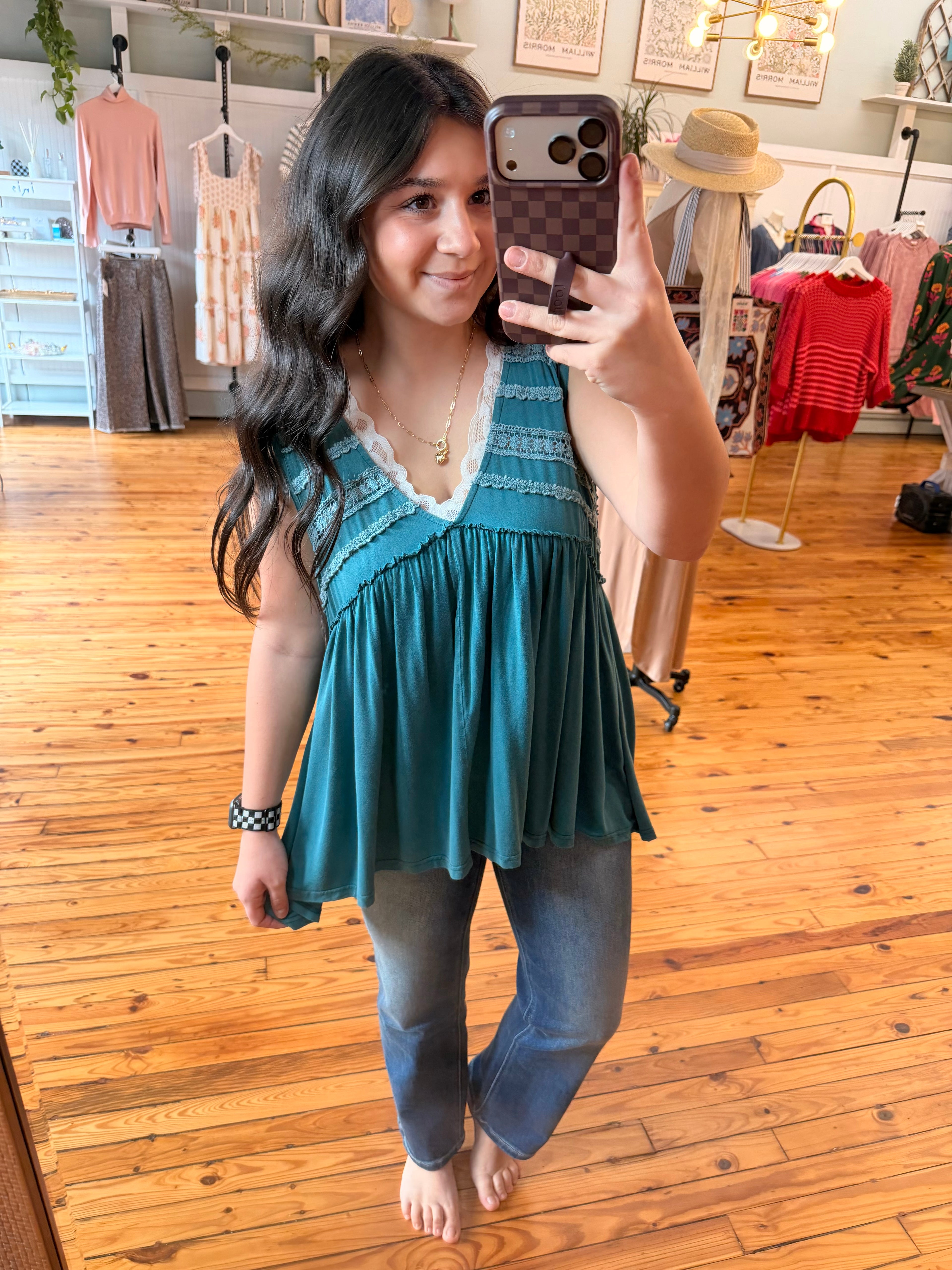 Sleeveless Loose Fit V-Neck Babydoll Casual Knit Top (S-L)