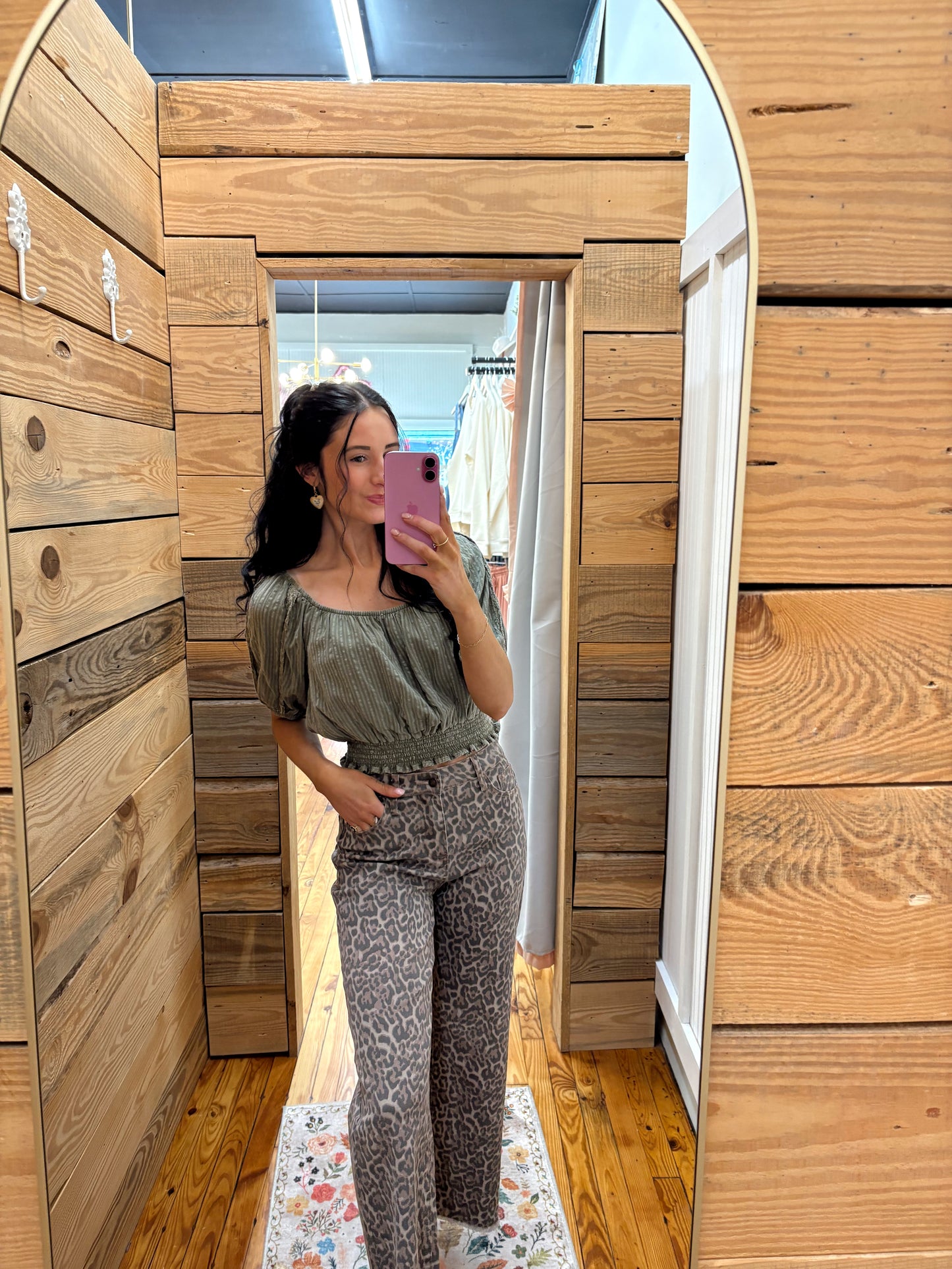 SALE! The Kenlie Olive Top (S-L)