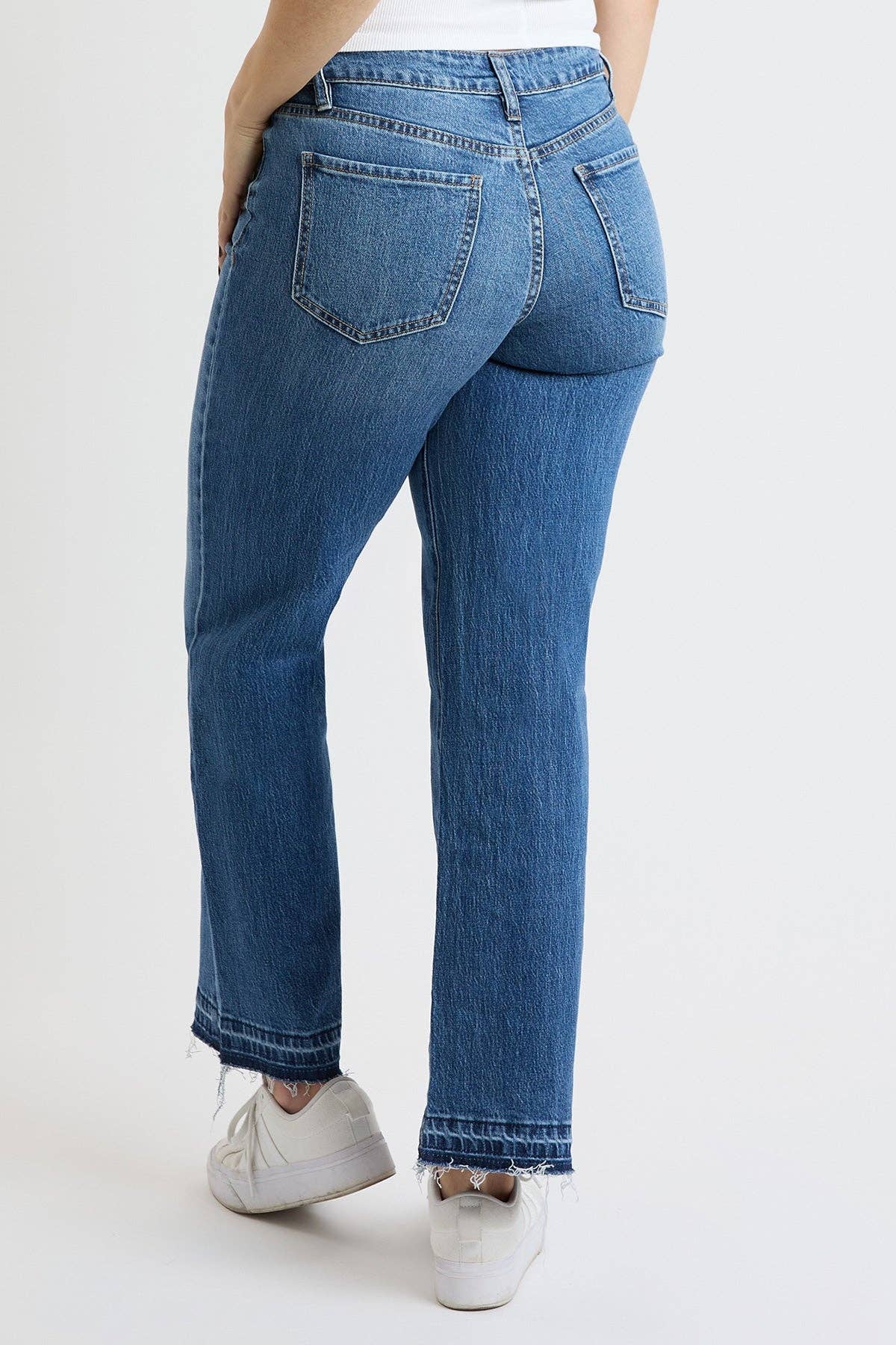 High Rise Wide Leg Jeans with Raw Hem (Women’s sizes 4-14)