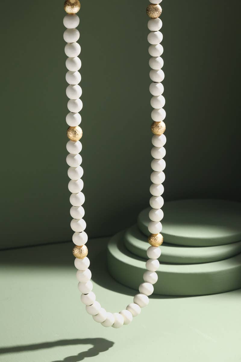 Colored Wood Beaded Necklace (2 Colors)