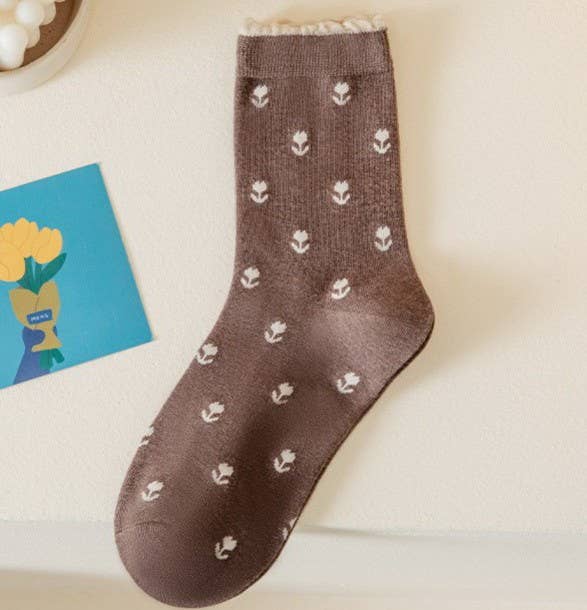 BREATHABLE FLORAL COTTON SOCKS