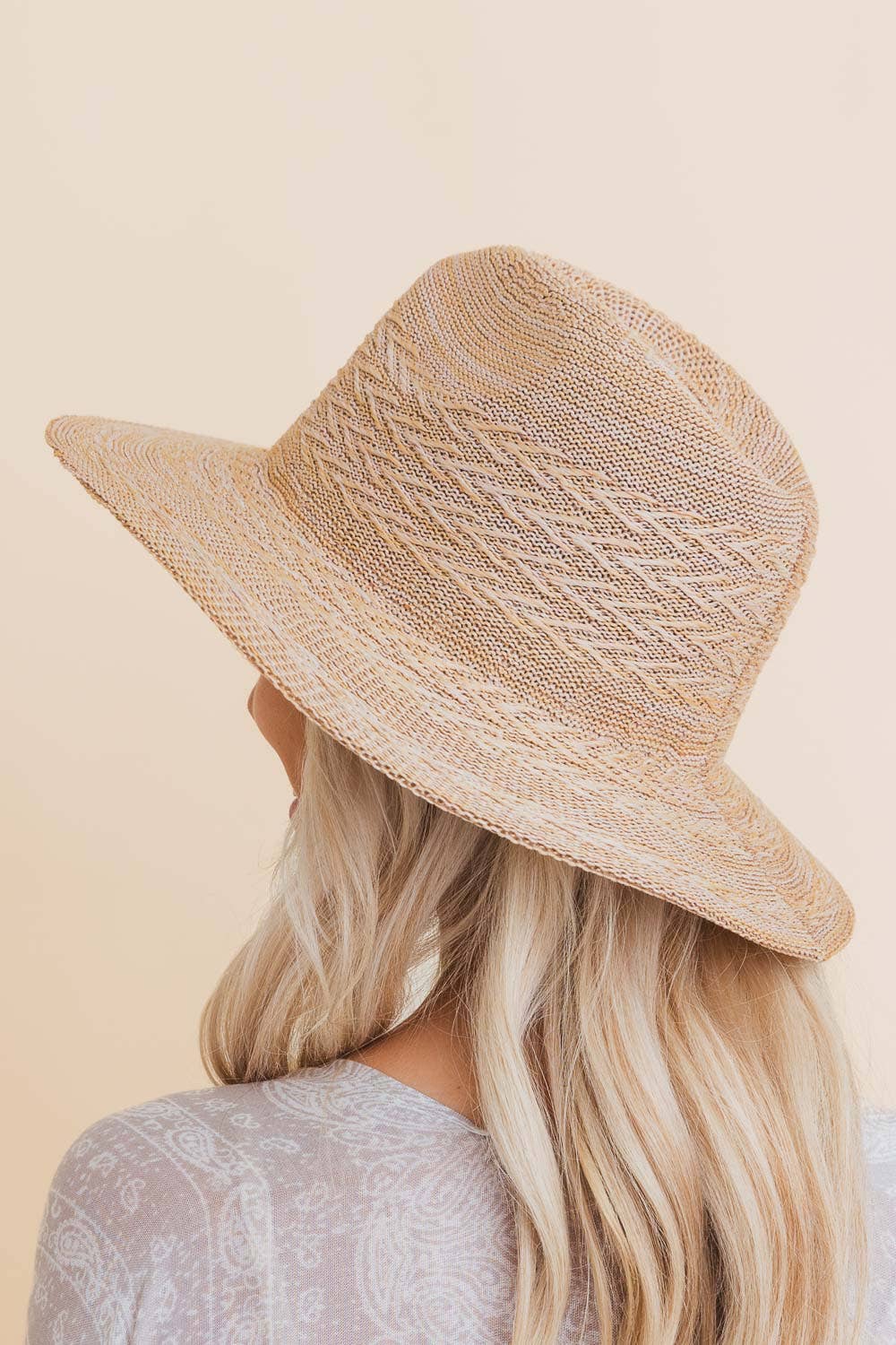 Classic Wide Brim Straw Western Style Hat: Natural