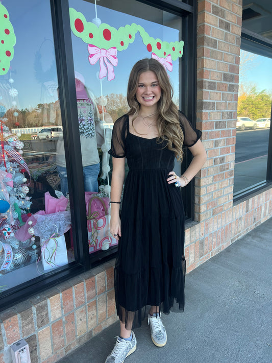 Under the Mistletoe Black Dress (S-L)