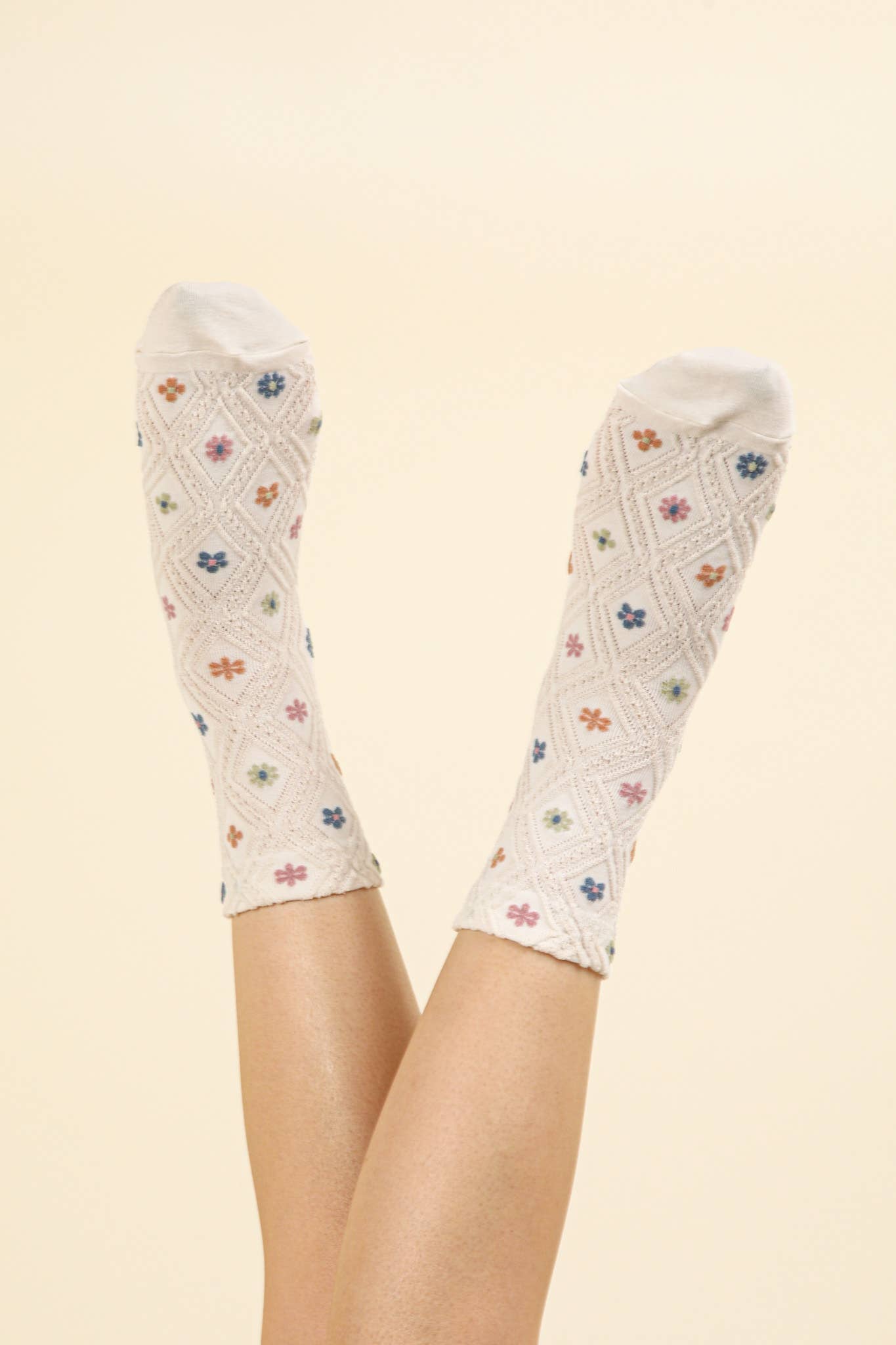 Floral Printed Textured Crew Socks (2 Colors)