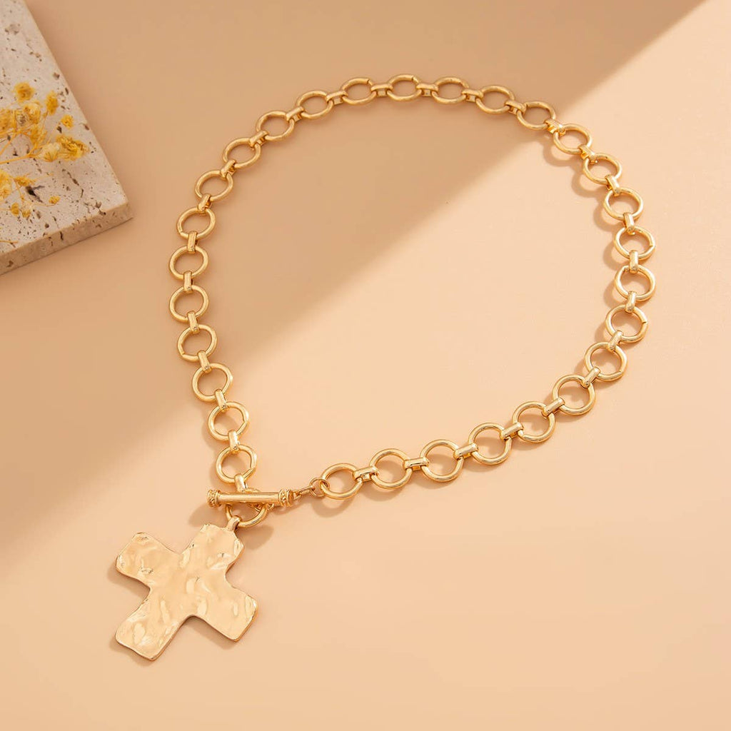 NOTABLE HAMMERED CROSS FRONT TOGGLE NECKLACE