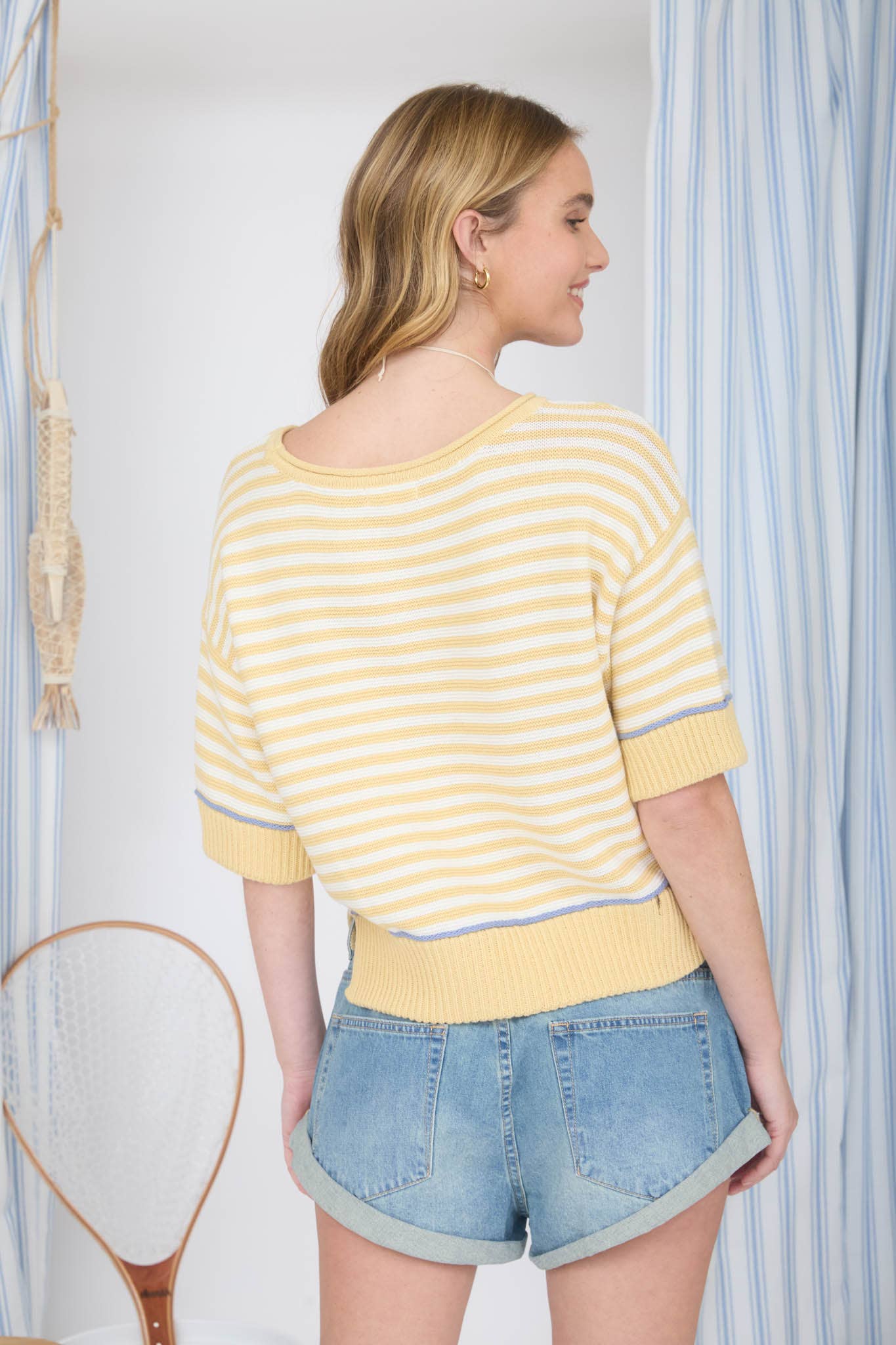 THE SUNSHINE SWEATER (S-L)