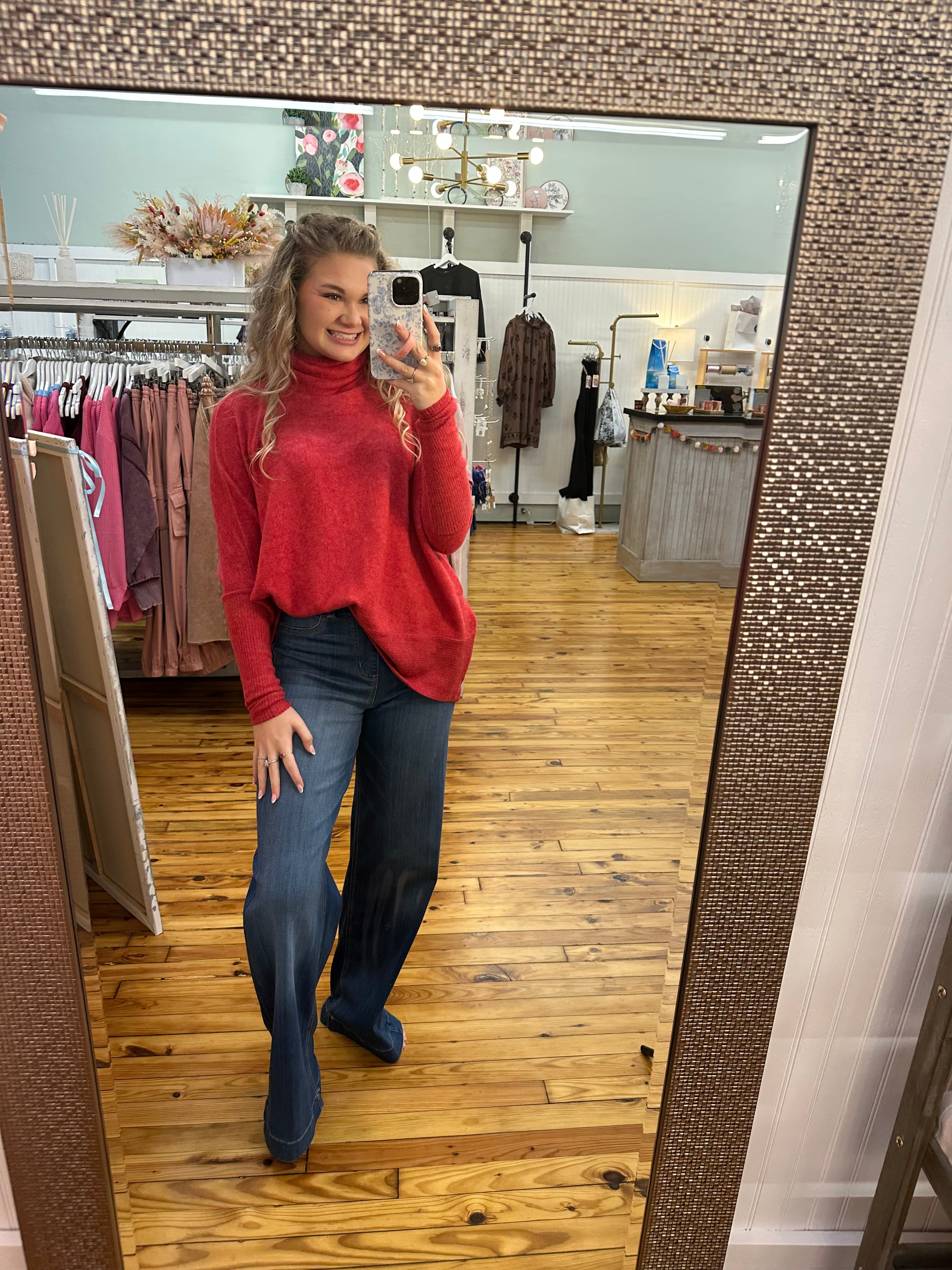 The April Pullover (S/M or L/XL)