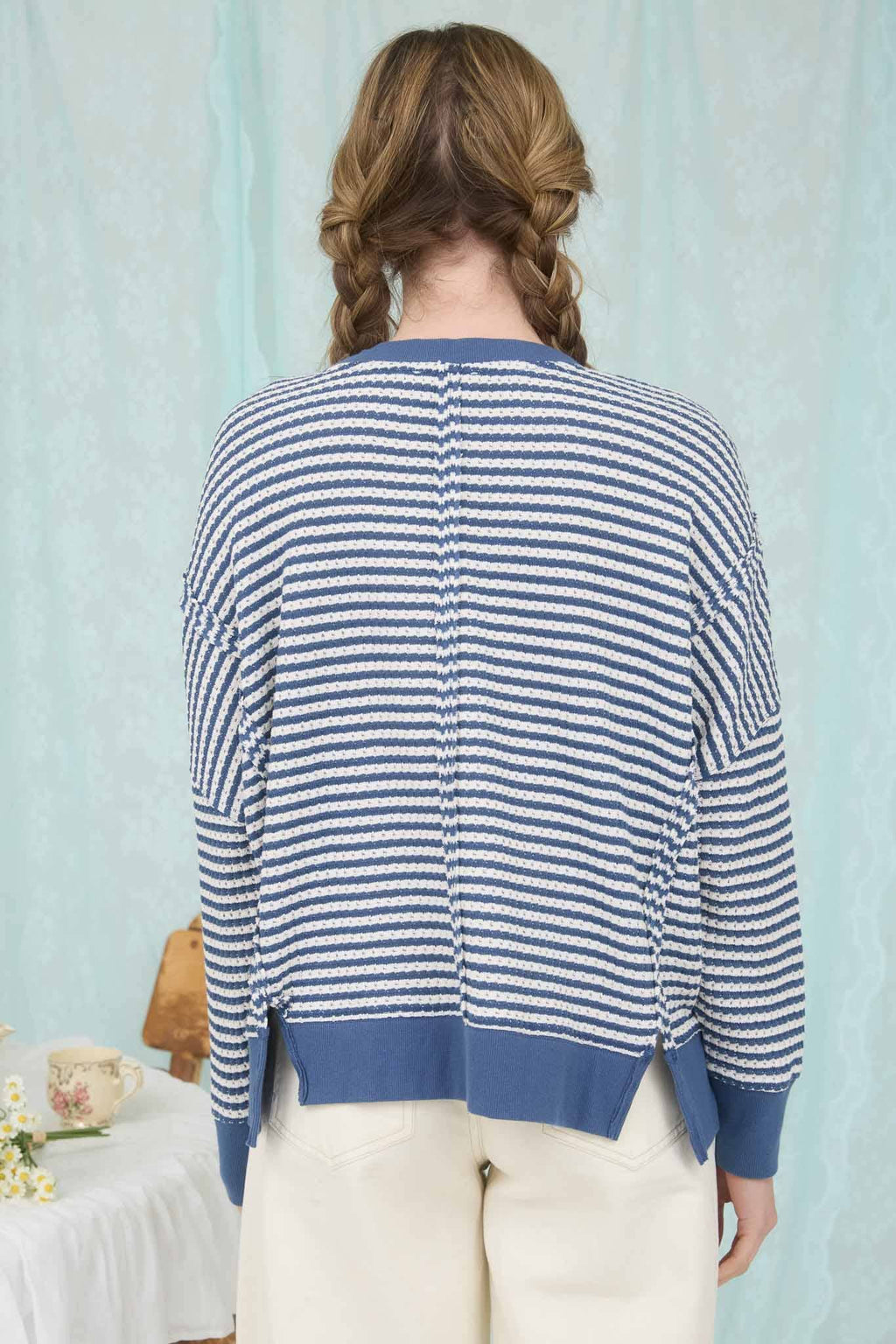 STRIPE EXPOSED SEAM SPLIT HEM LONG SLEEVE KNIT TOP (S-L)