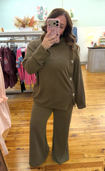 SALE!!2-Piece Cowl Neck Ribbed Set -runs roomy!