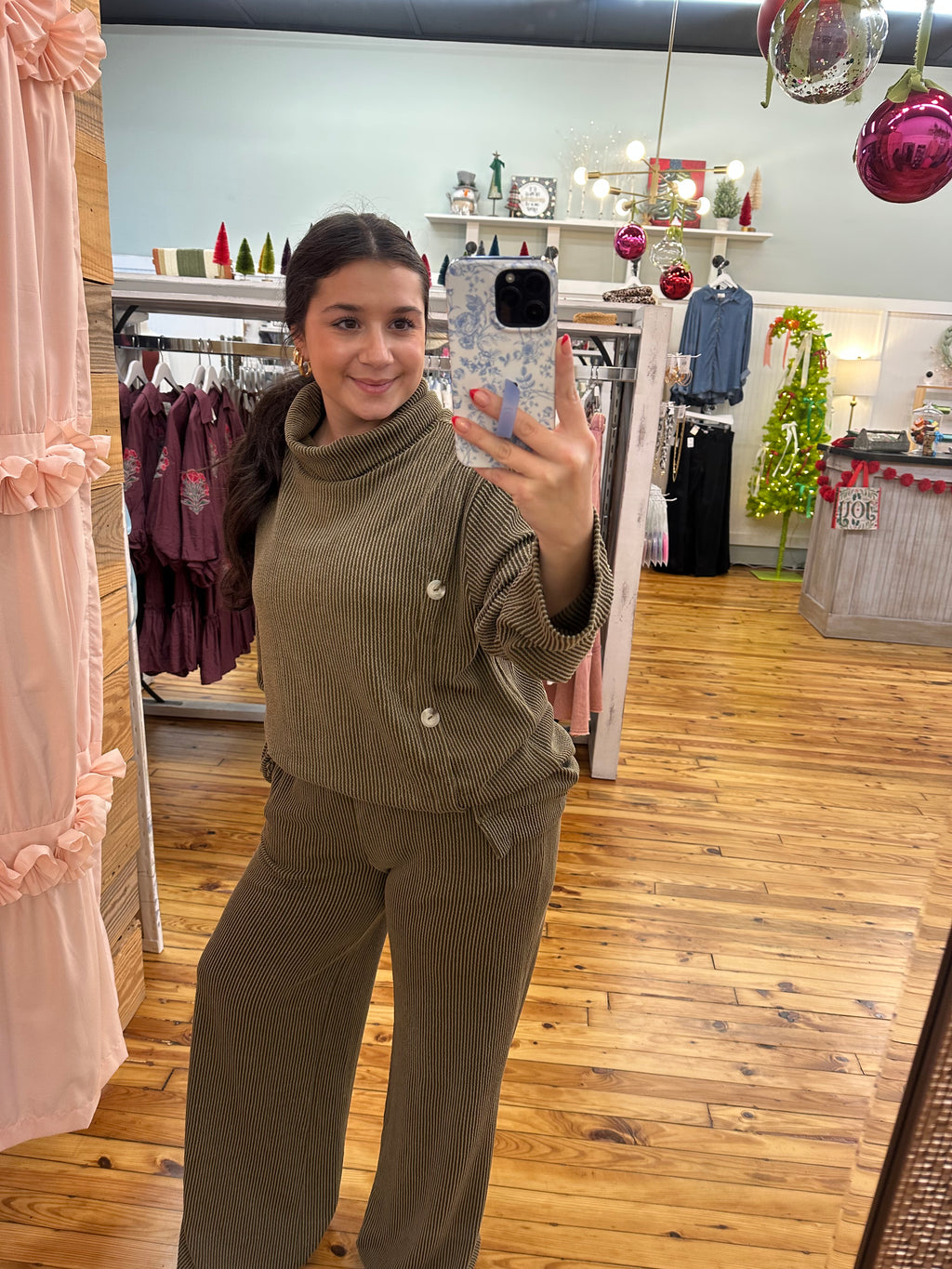 2-Piece Cowl Neck Ribbed Set