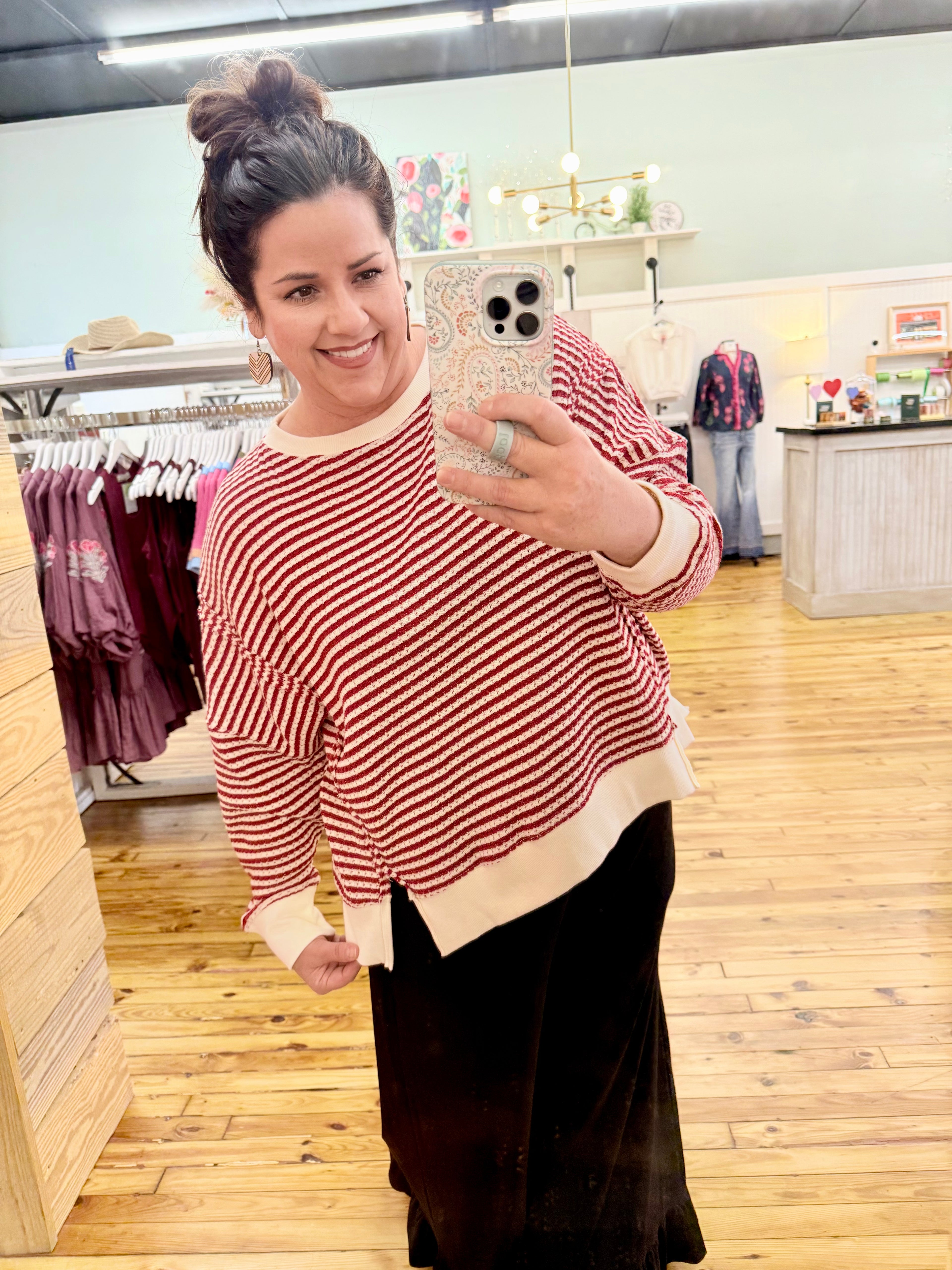 STRIPE EXPOSED SEAM SPLIT HEM LONG SLEEVE KNIT TOP (S-L)(2 Colors)