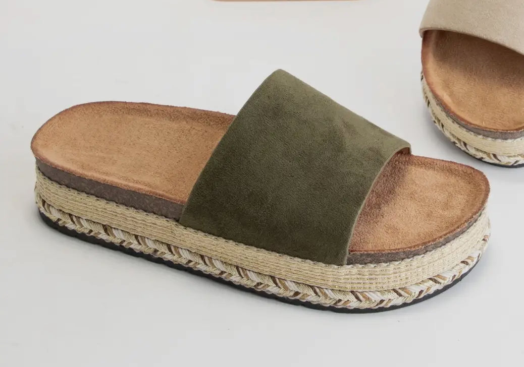 The Rachel Sandals in Olive Green (6.5-11)