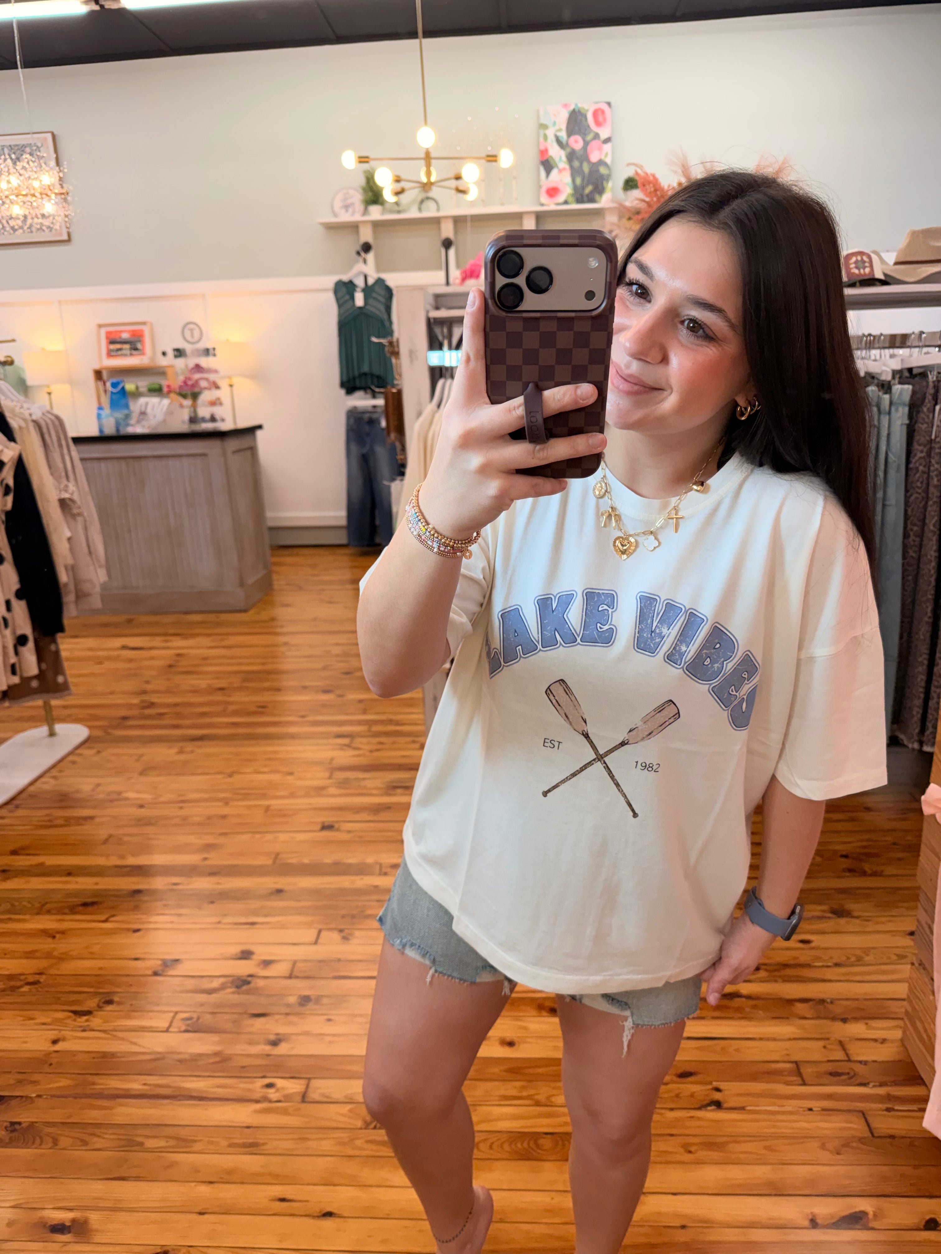 LAKE VIBES SHORT SLEEVE GRAPHIC T-SHIRT🚤 (S-L)