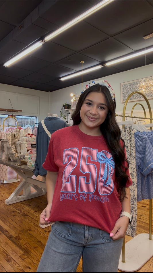 🇺🇸250 Years of Freedom Tee💙♥️(S-3X)