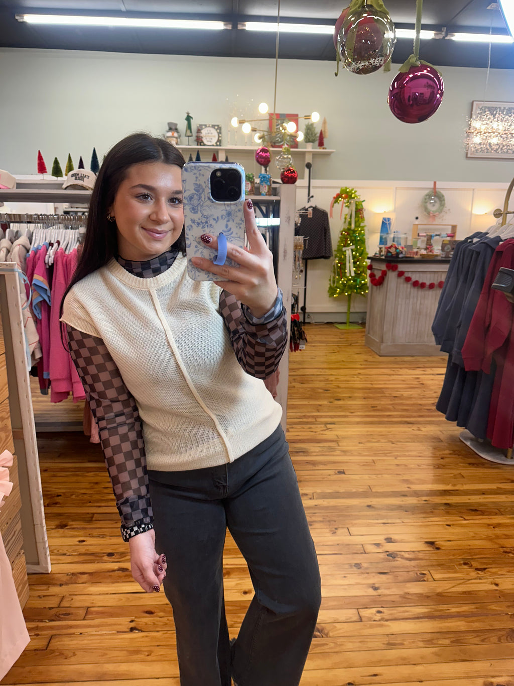 Checkered Print Mesh Crew Neck Design Long Sleeve (S-L)