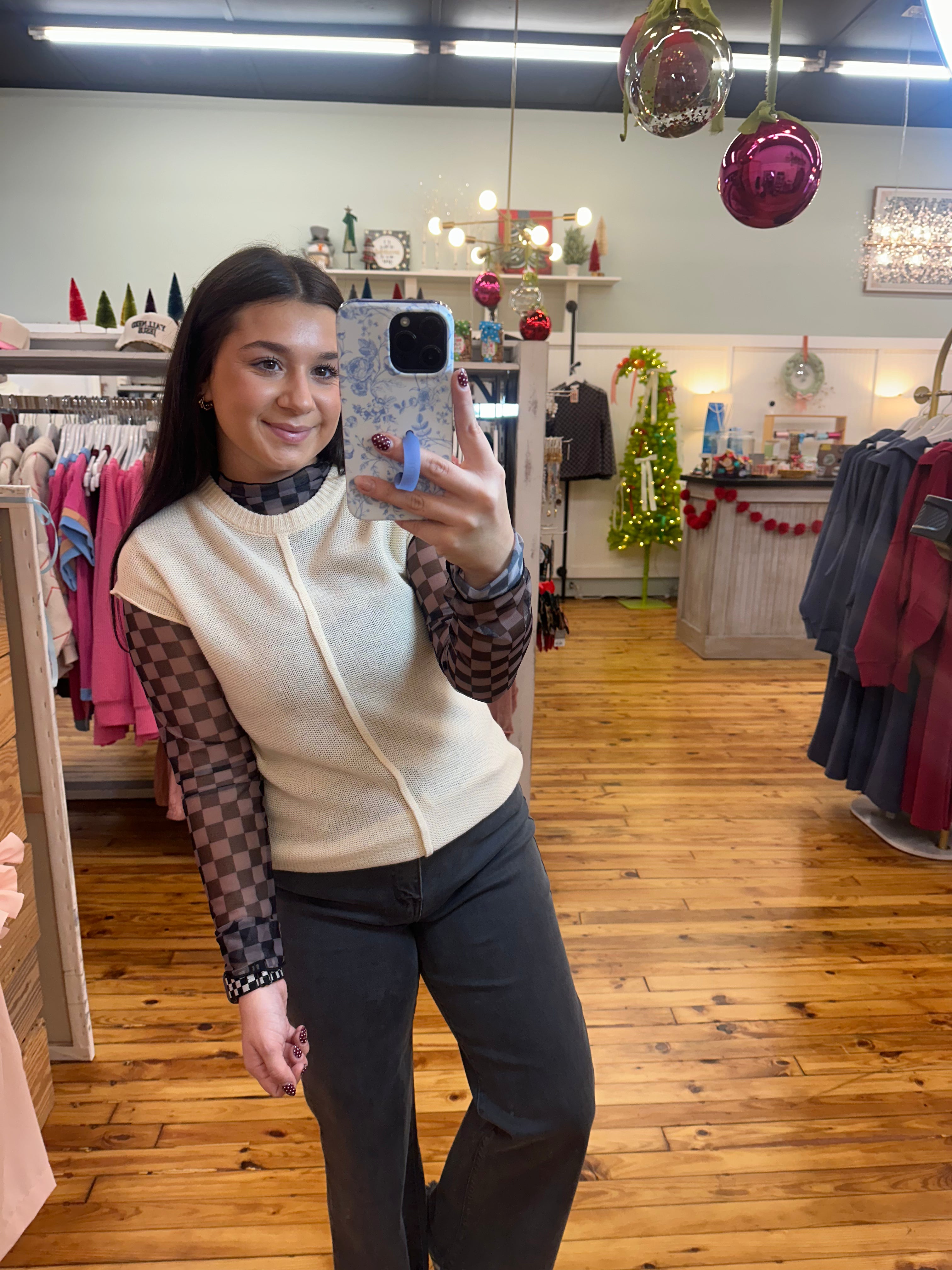 Checkered Print Mesh Crew Neck Design Long Sleeve (S-L)