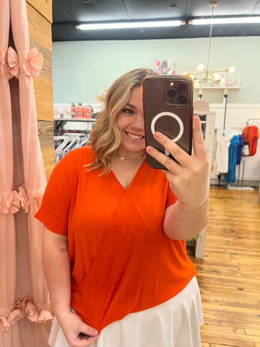The Leslie Top (S-L)(2 Colors)