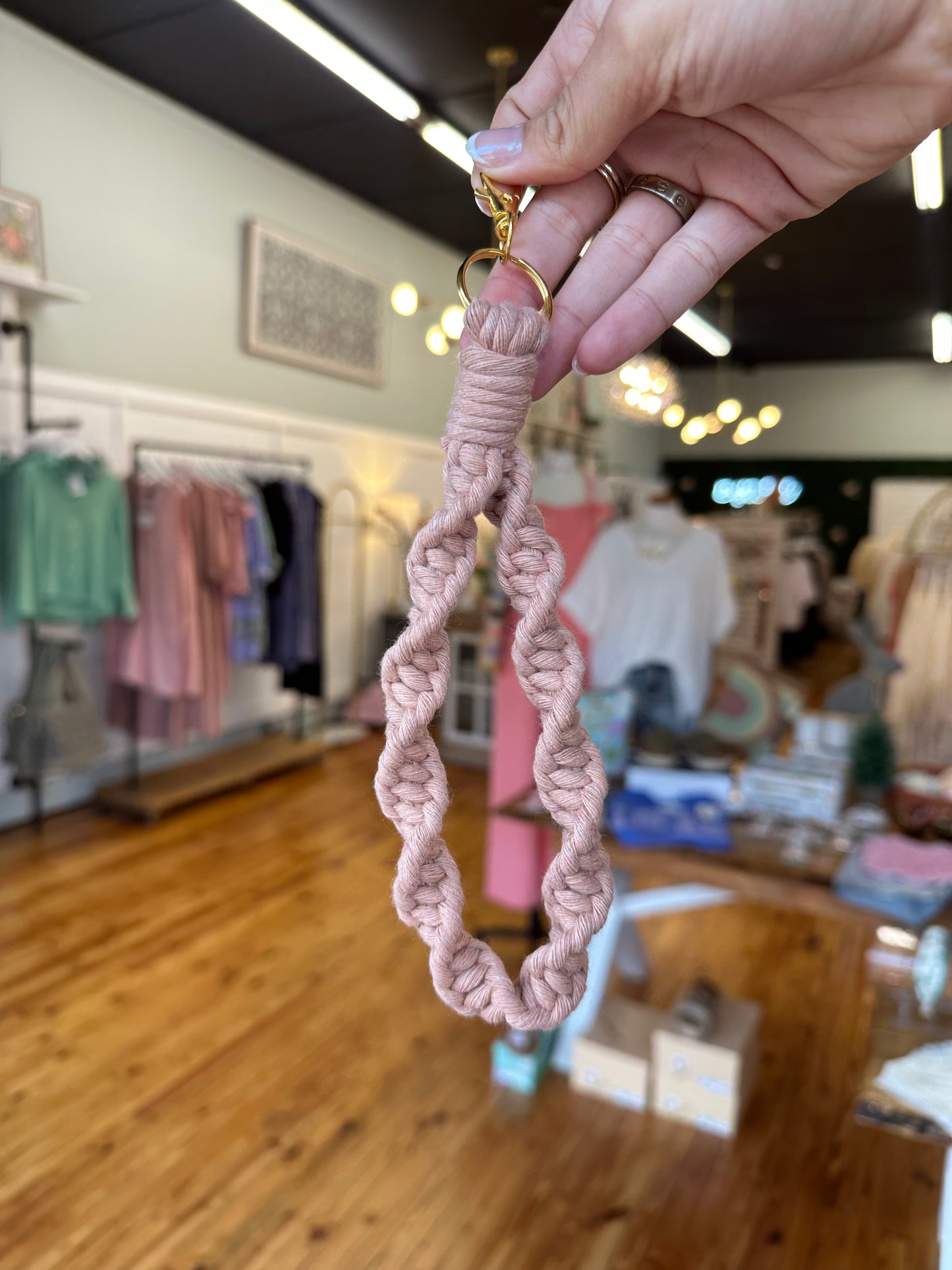 Spiral Macrame Wristlet Keychain (3 Colors)