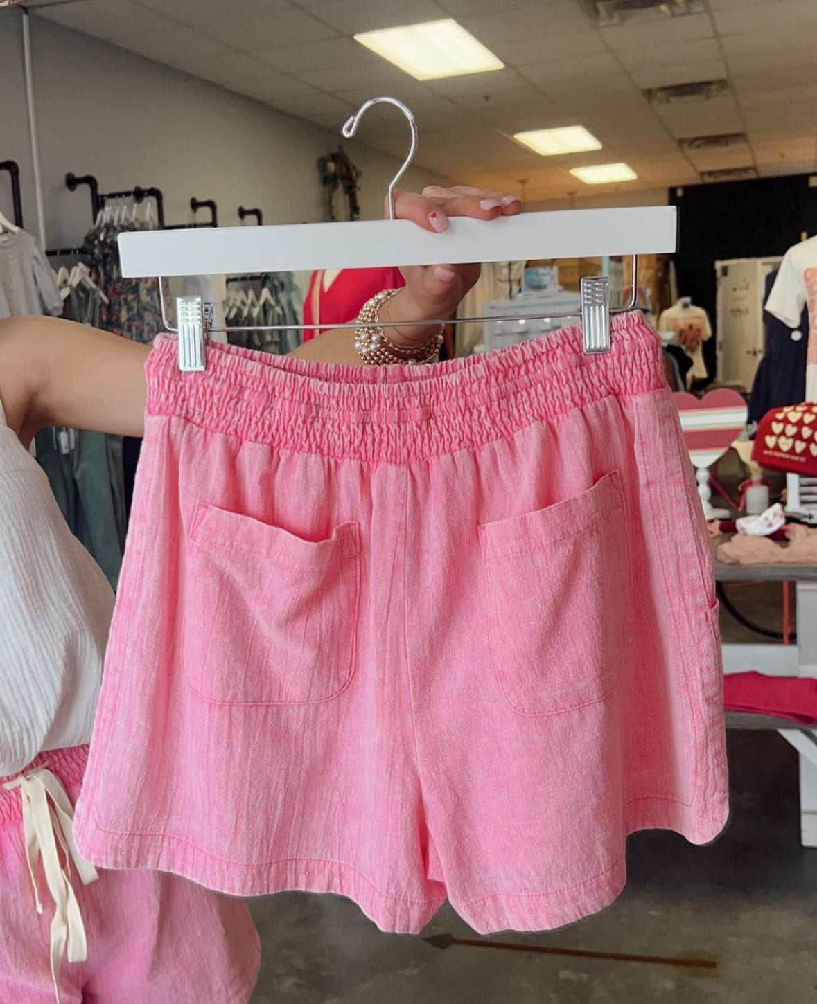 The Janie Pink Shorts (S-XL)
