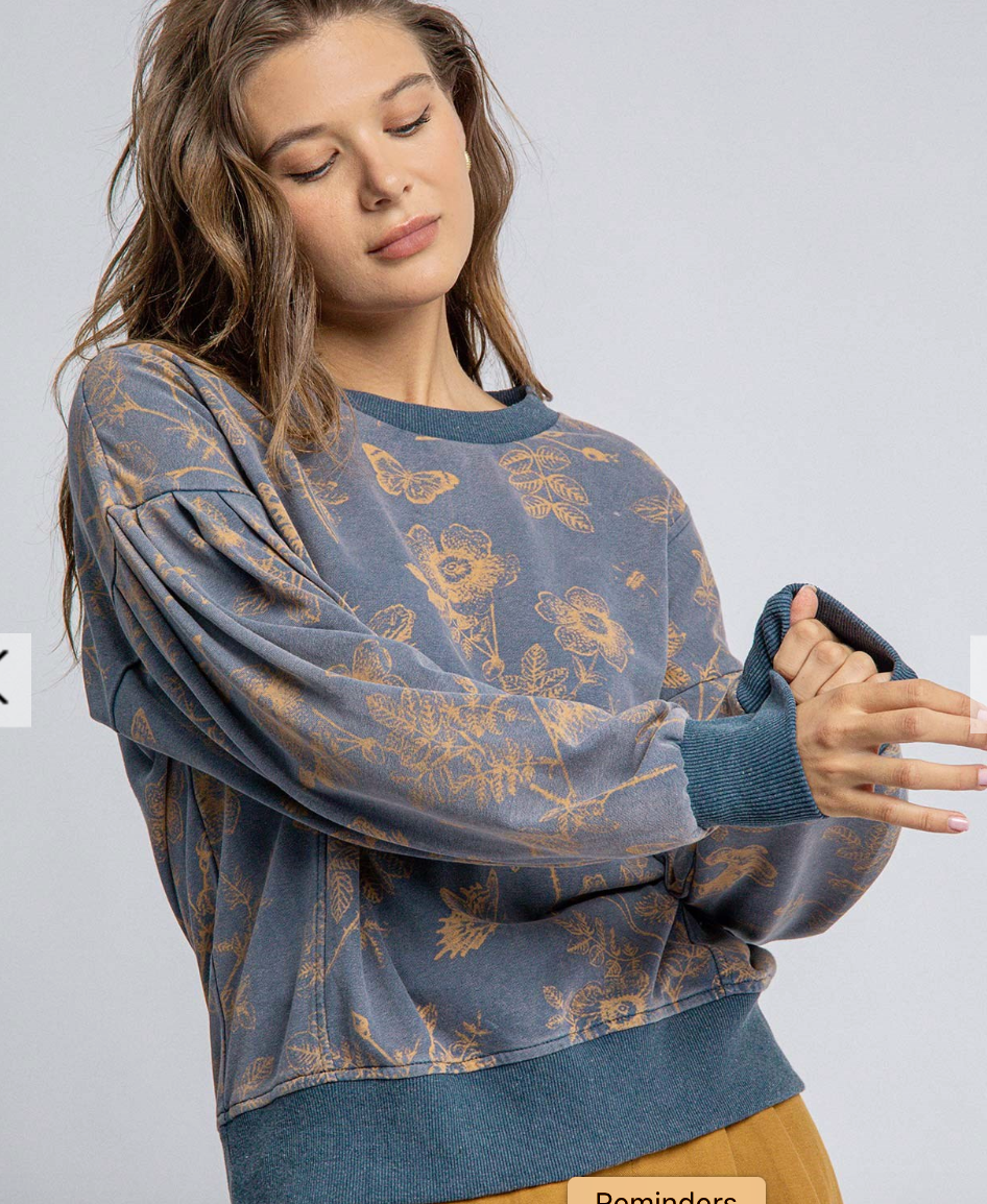 Mineral Wash Floral Pullover (S-L)