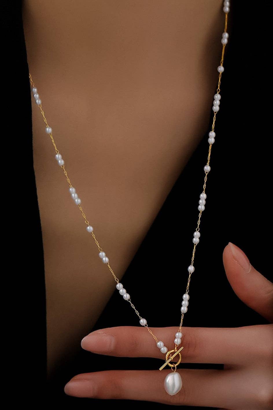 18K Gold Plated Waterproof Stainless Steel Chain Necklace w/ pearls