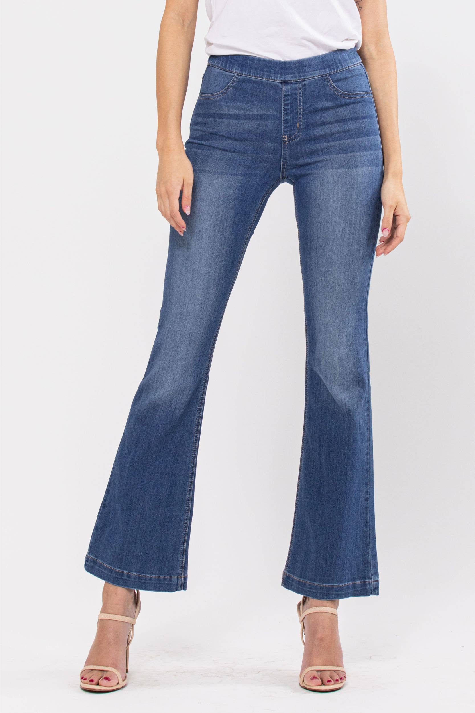 Cello Jeans - Medium Wash Flared Jegging 30" Inseam (PETITE)