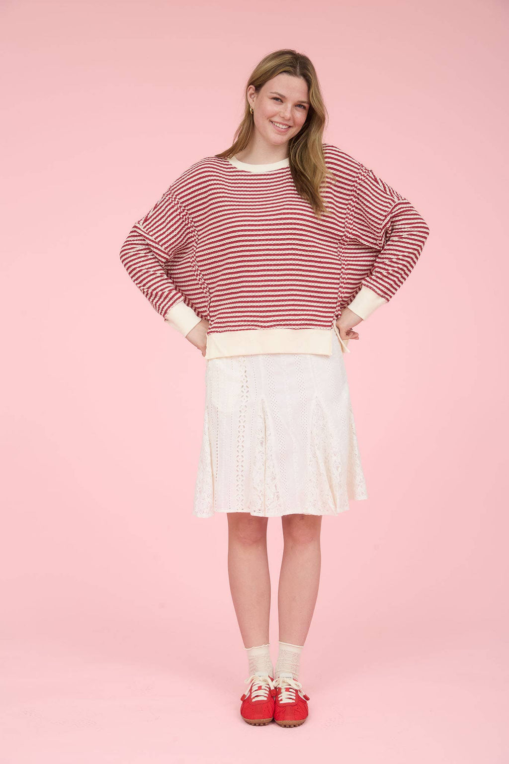 STRIPE EXPOSED SEAM SPLIT HEM LONG SLEEVE KNIT TOP (S-L)