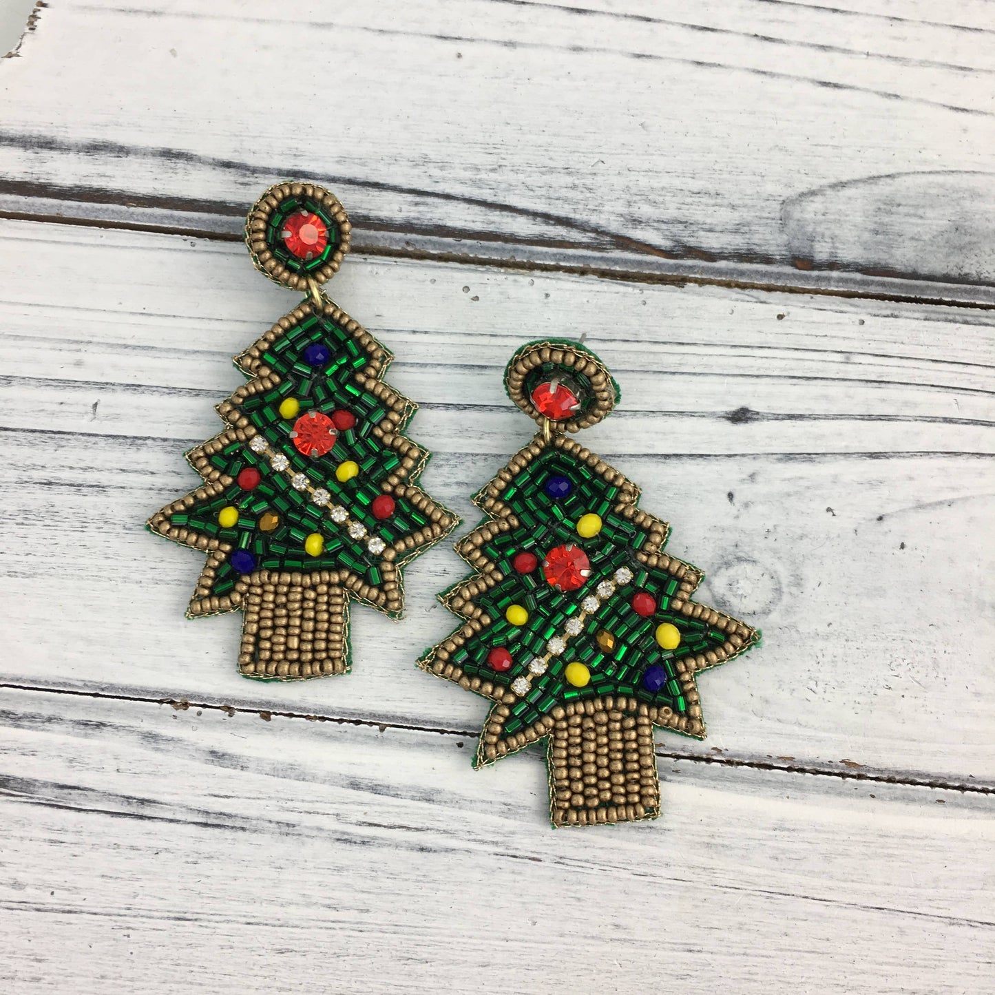Beaded green Christmas tree earrings